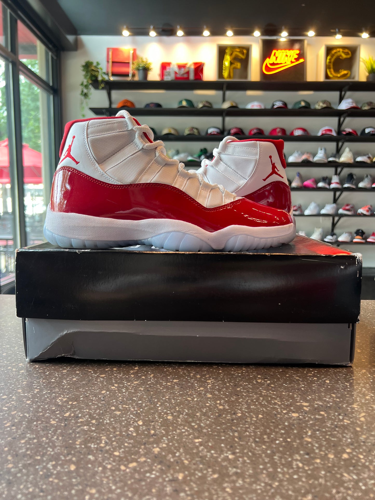 AJ11 Cherry (10.5)