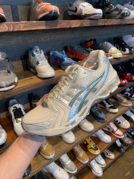 Asics gel Kayano 14 birch (10.5) brand new