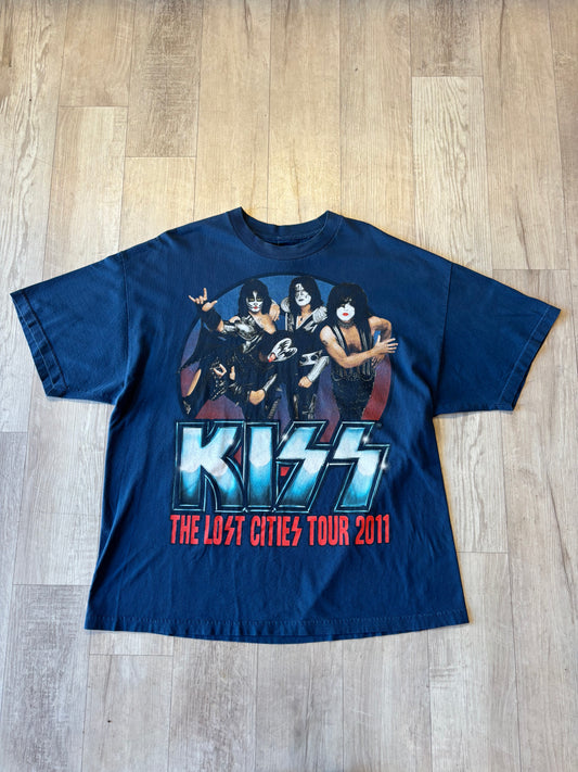 Vintage Kiss Tee (XL)