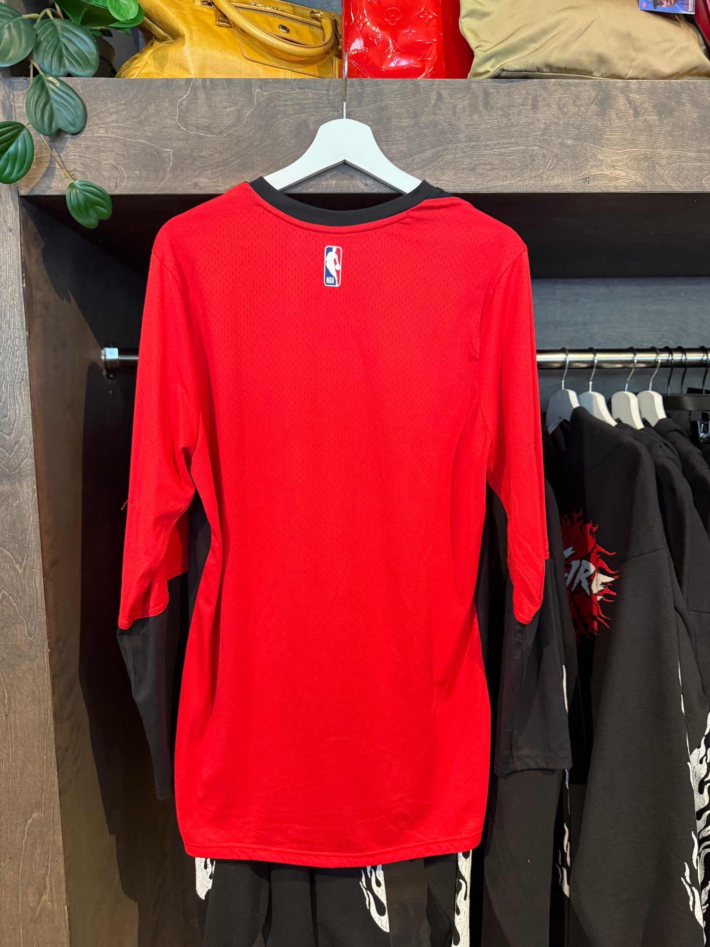 Nike Hawks Shooting Shirt (L)