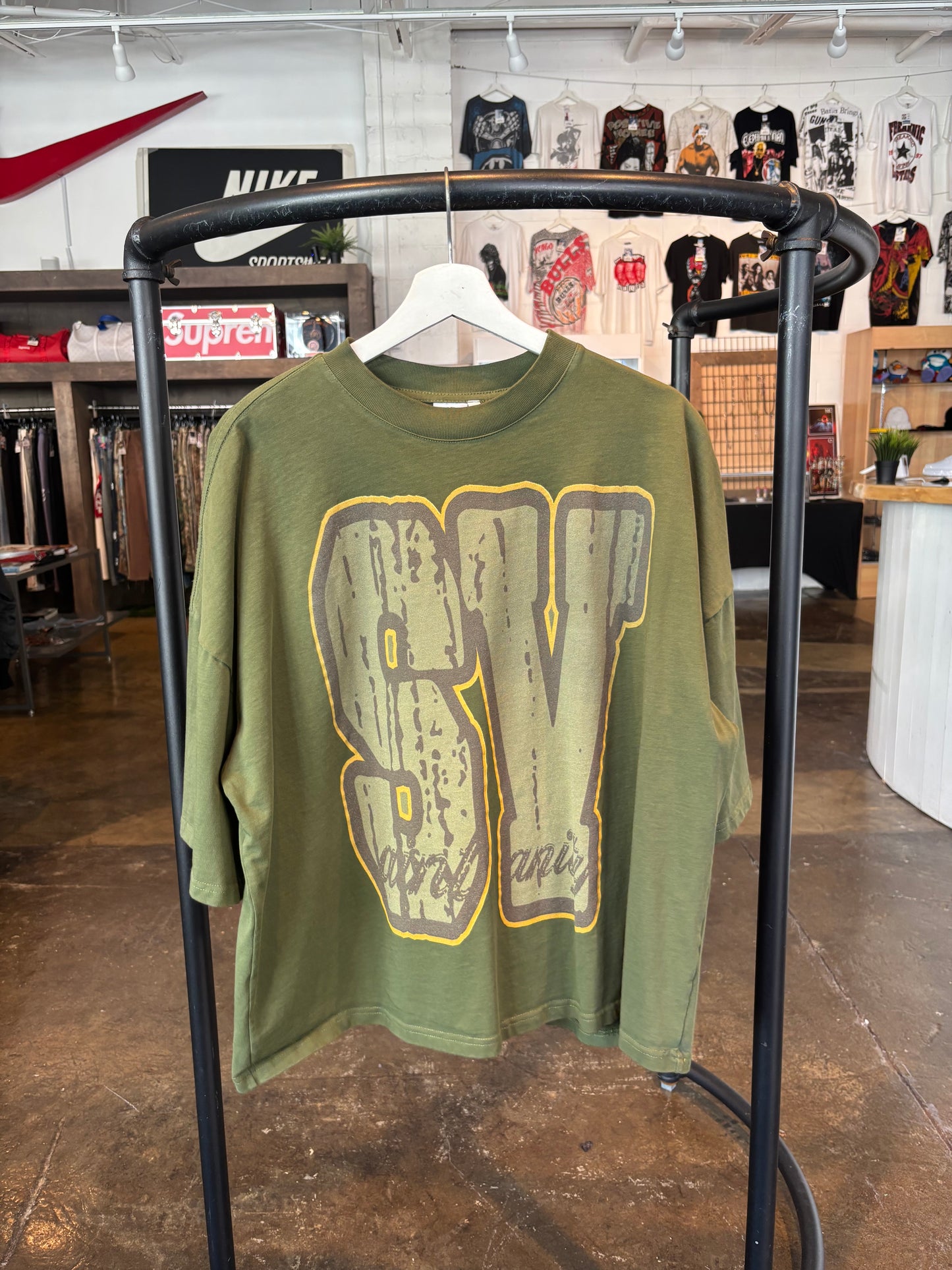 Saint Vanity (L) Brand New