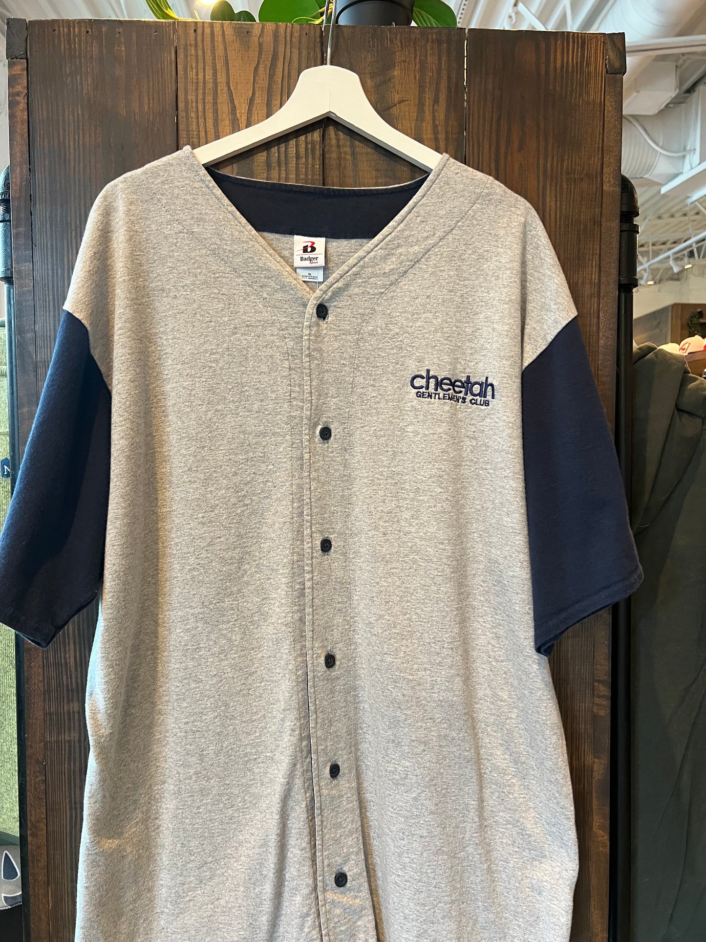 Vtg Cheetah Baseball Jersey (XL)