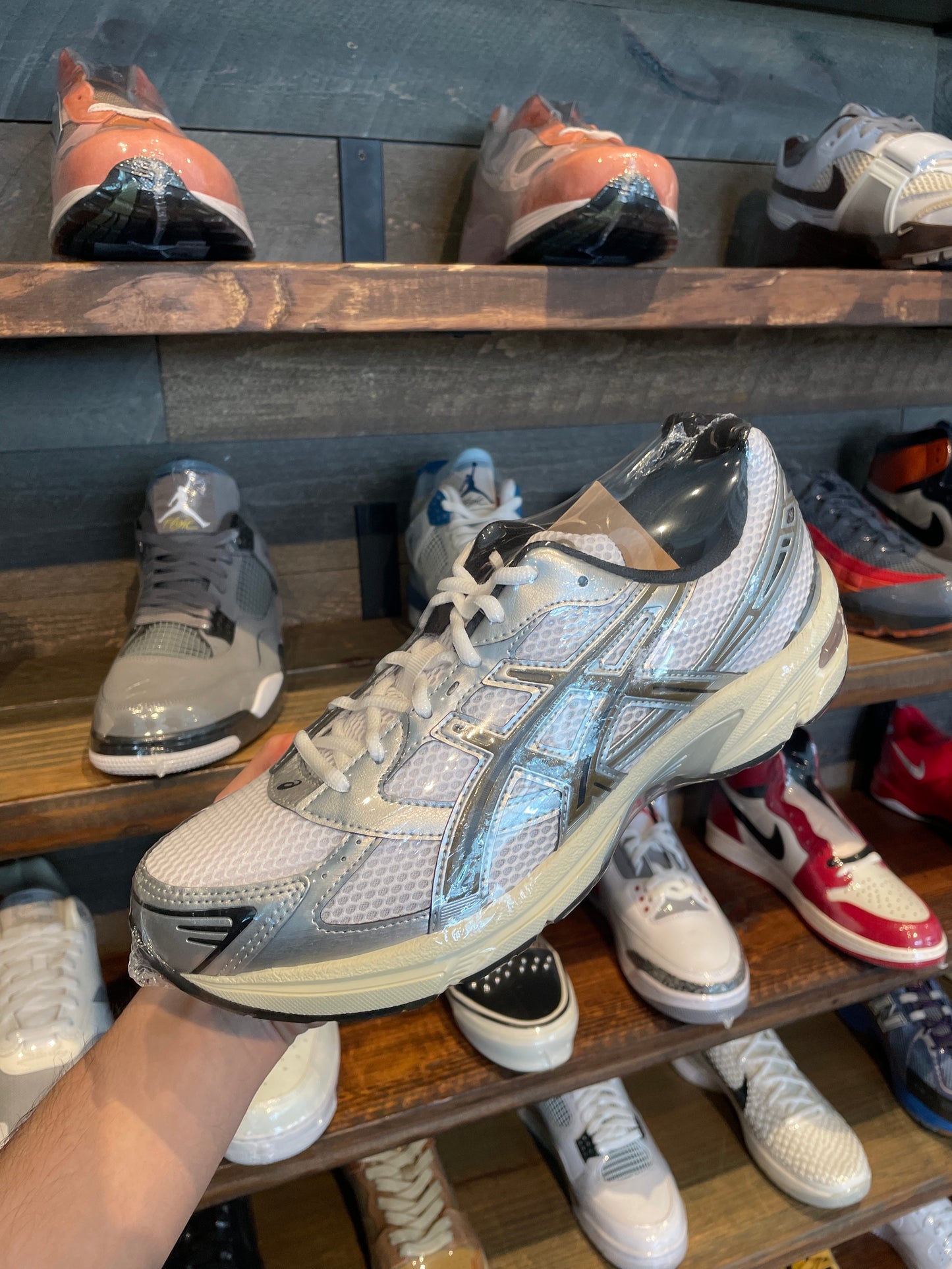 Asics gel 1130 (10.5) Brand New