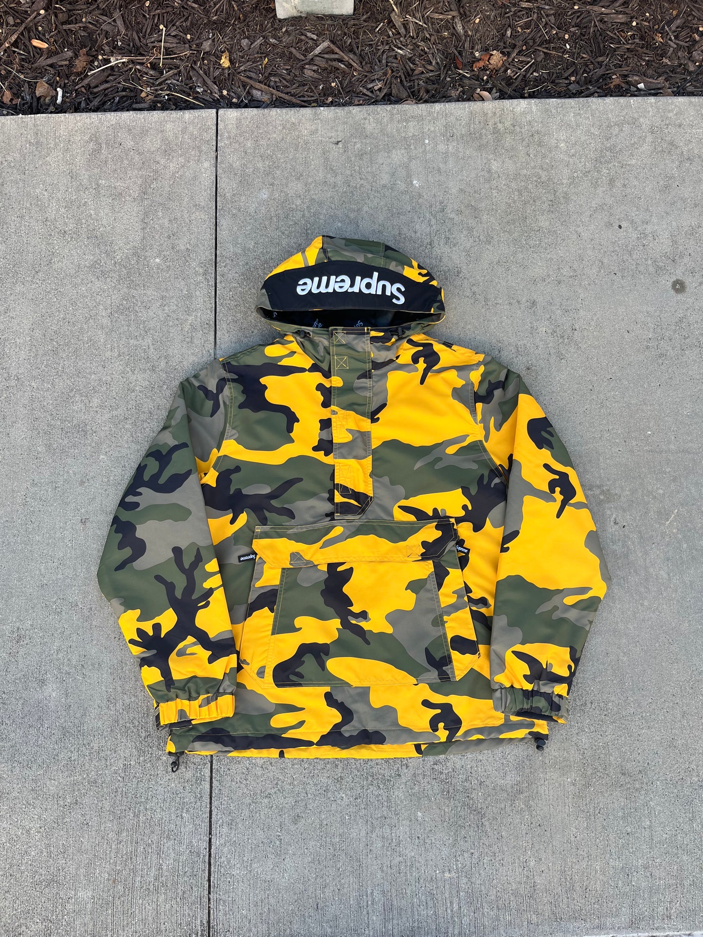 Supreme Camo Half Zip Pullover Jacket (M)