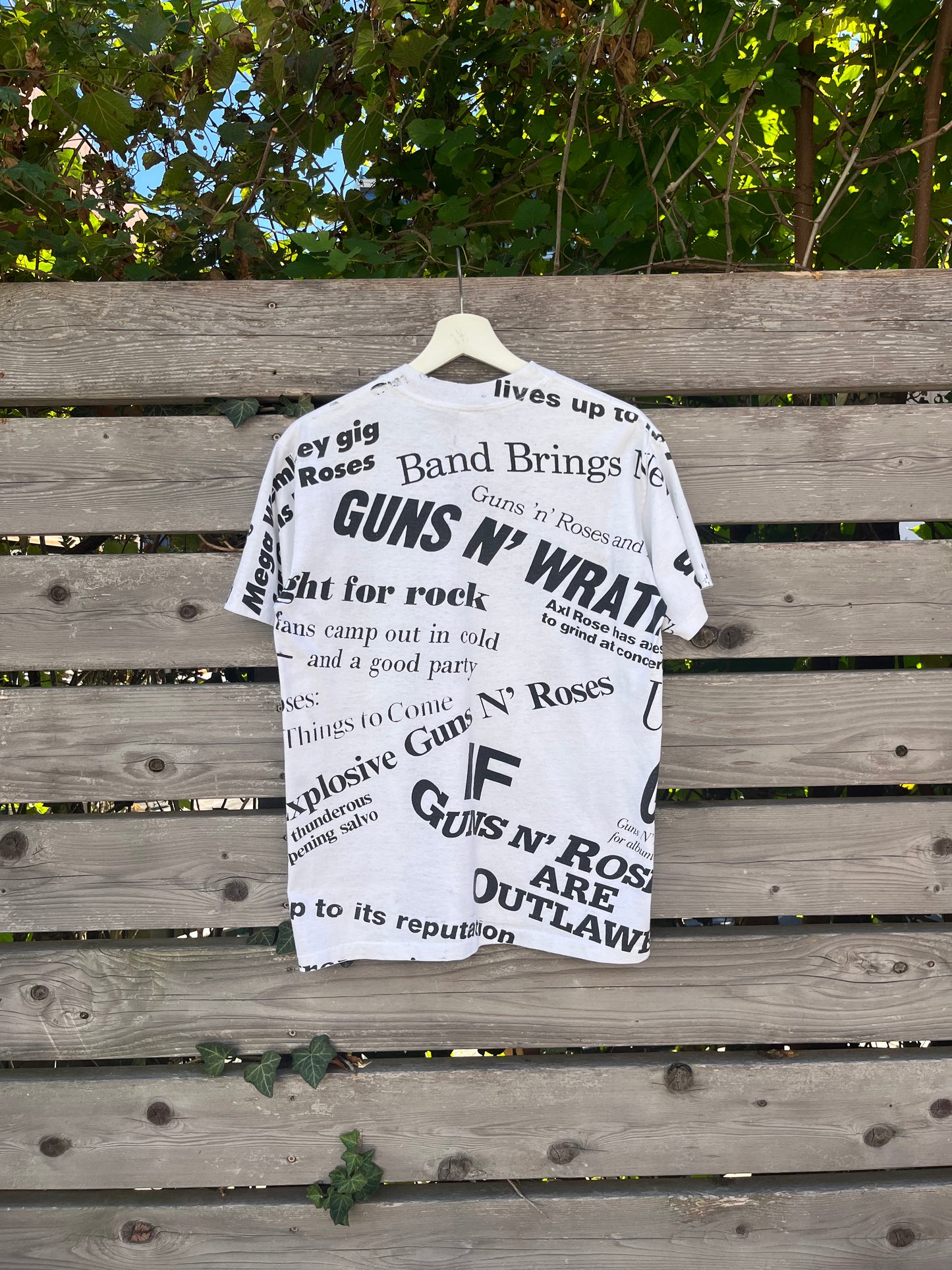 Vintage Guns N’ Roses AOP (L)