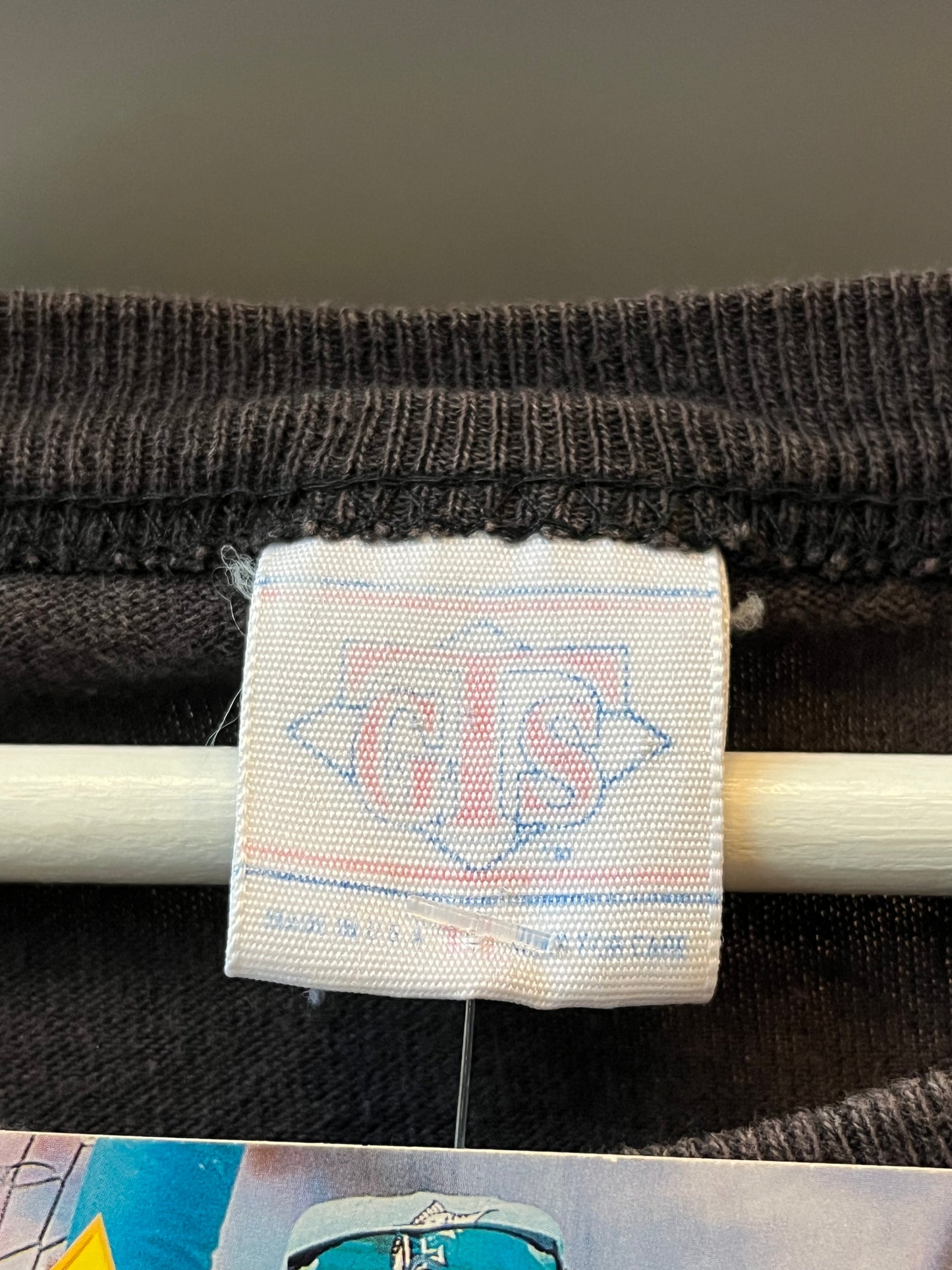 Vintage Bulls Broken Glass Tee (XL)