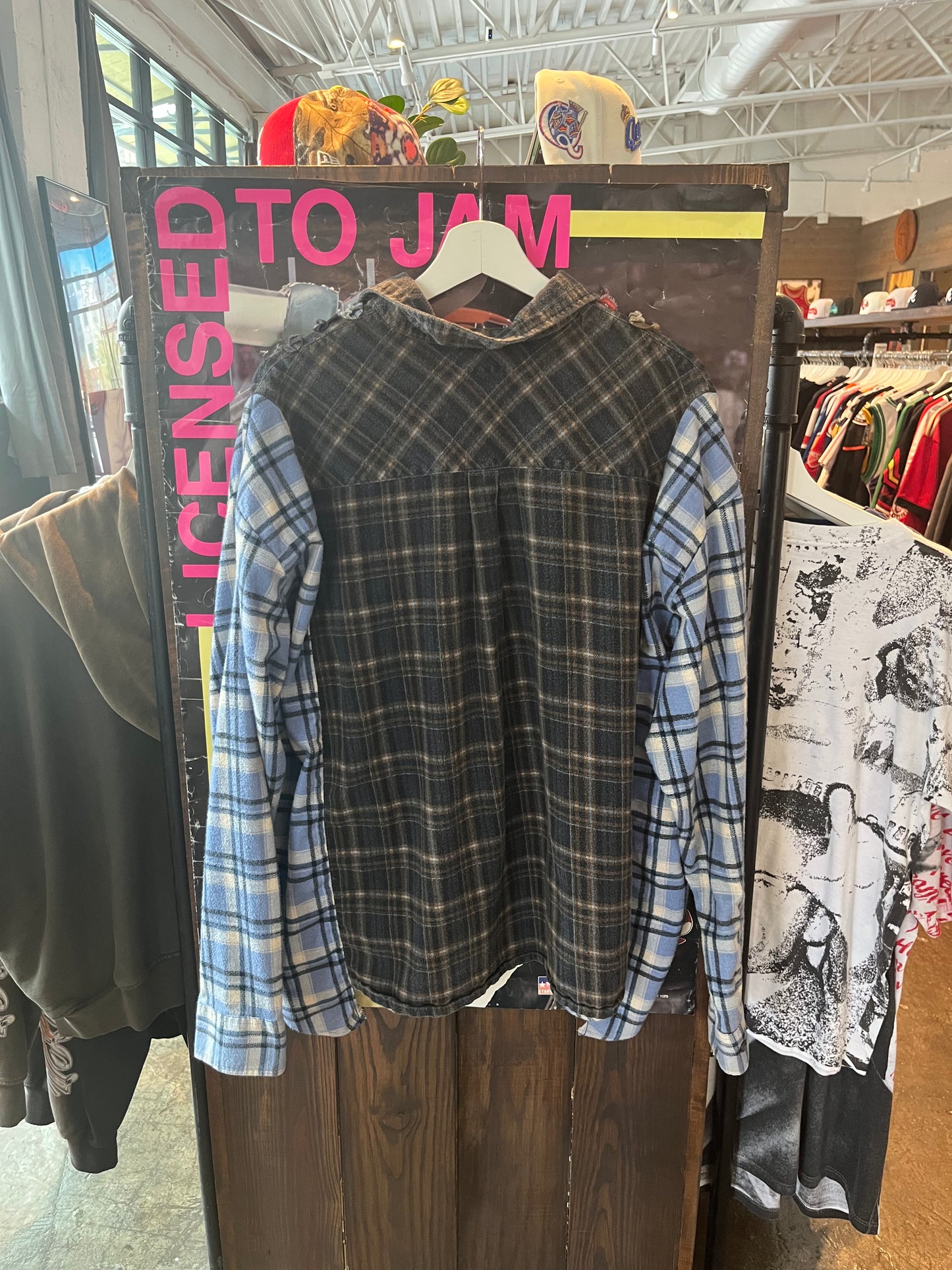 Needles Rebuild Flannel (L)