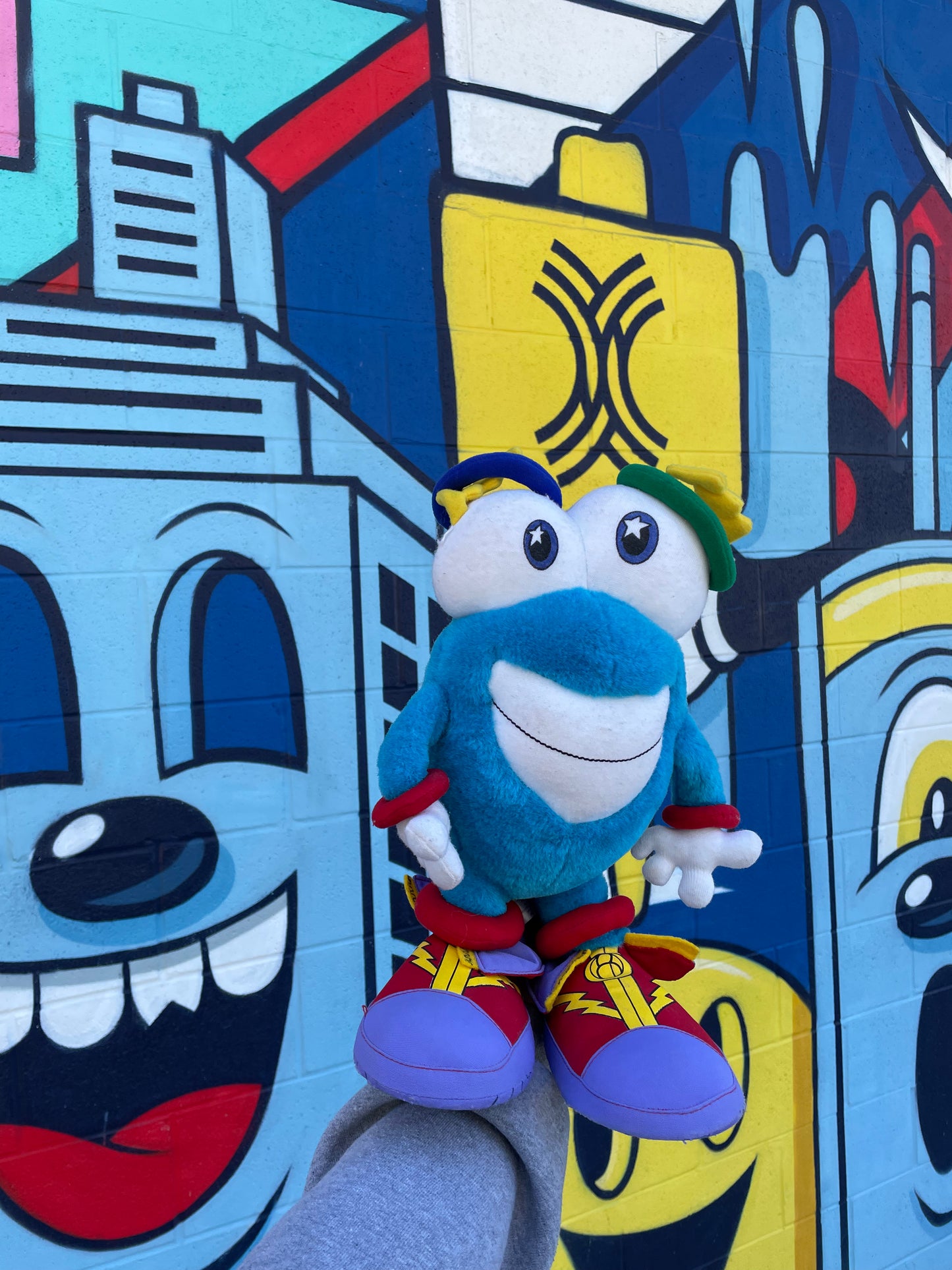 Vintage 90s Izzy Olympics Plush