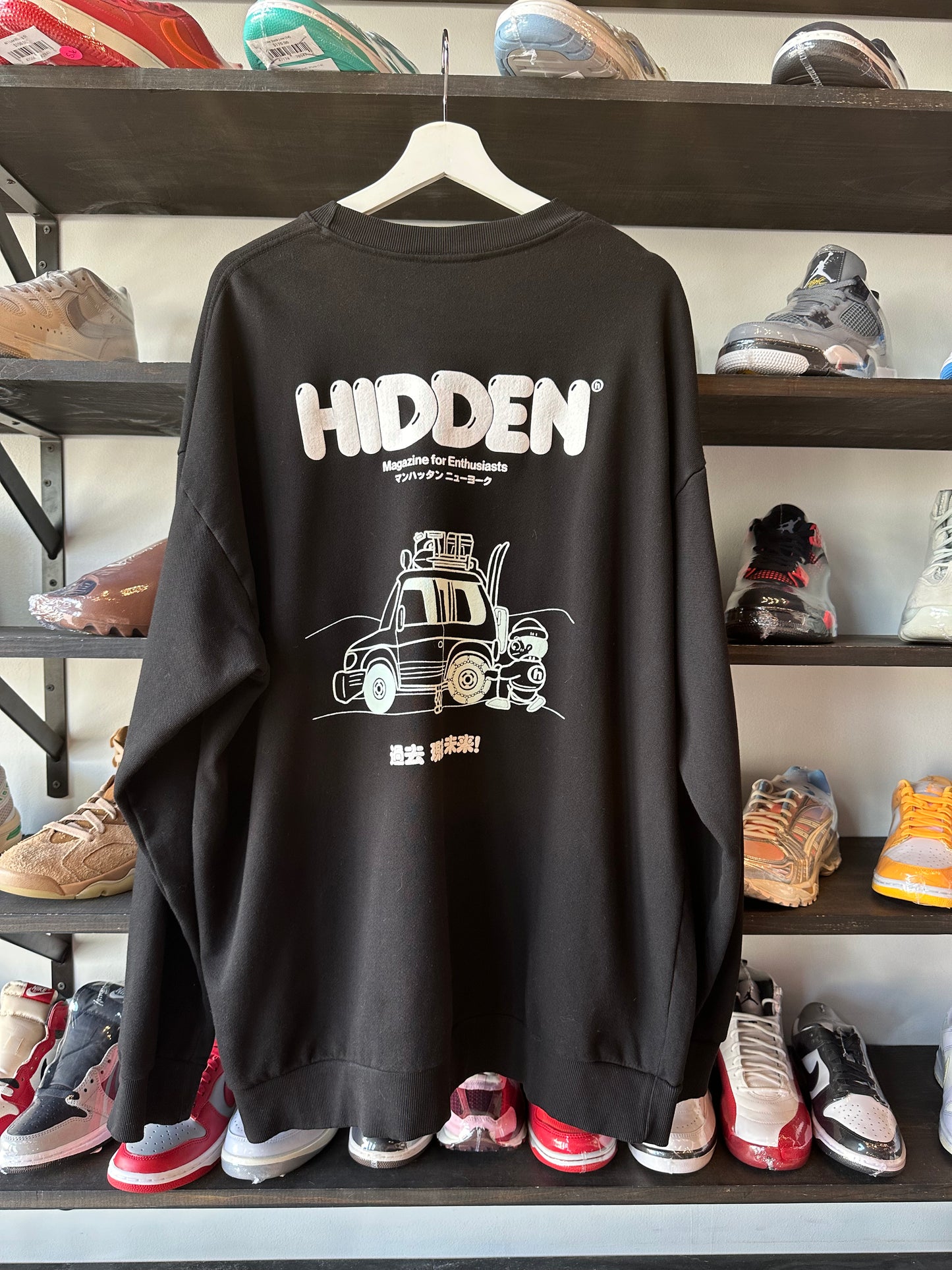 Hidden Crewneck (XL)