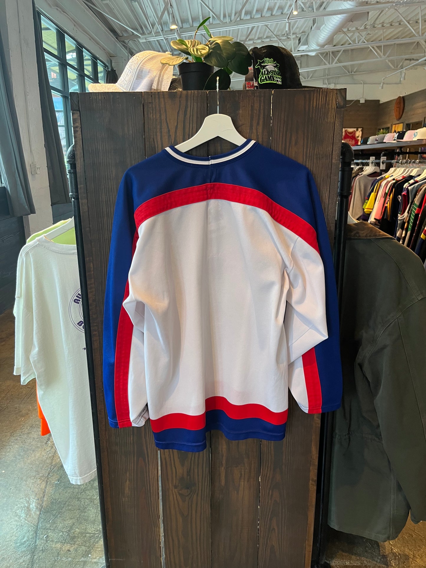 Vintage CCM Winnipeg Jets Jersey (L)