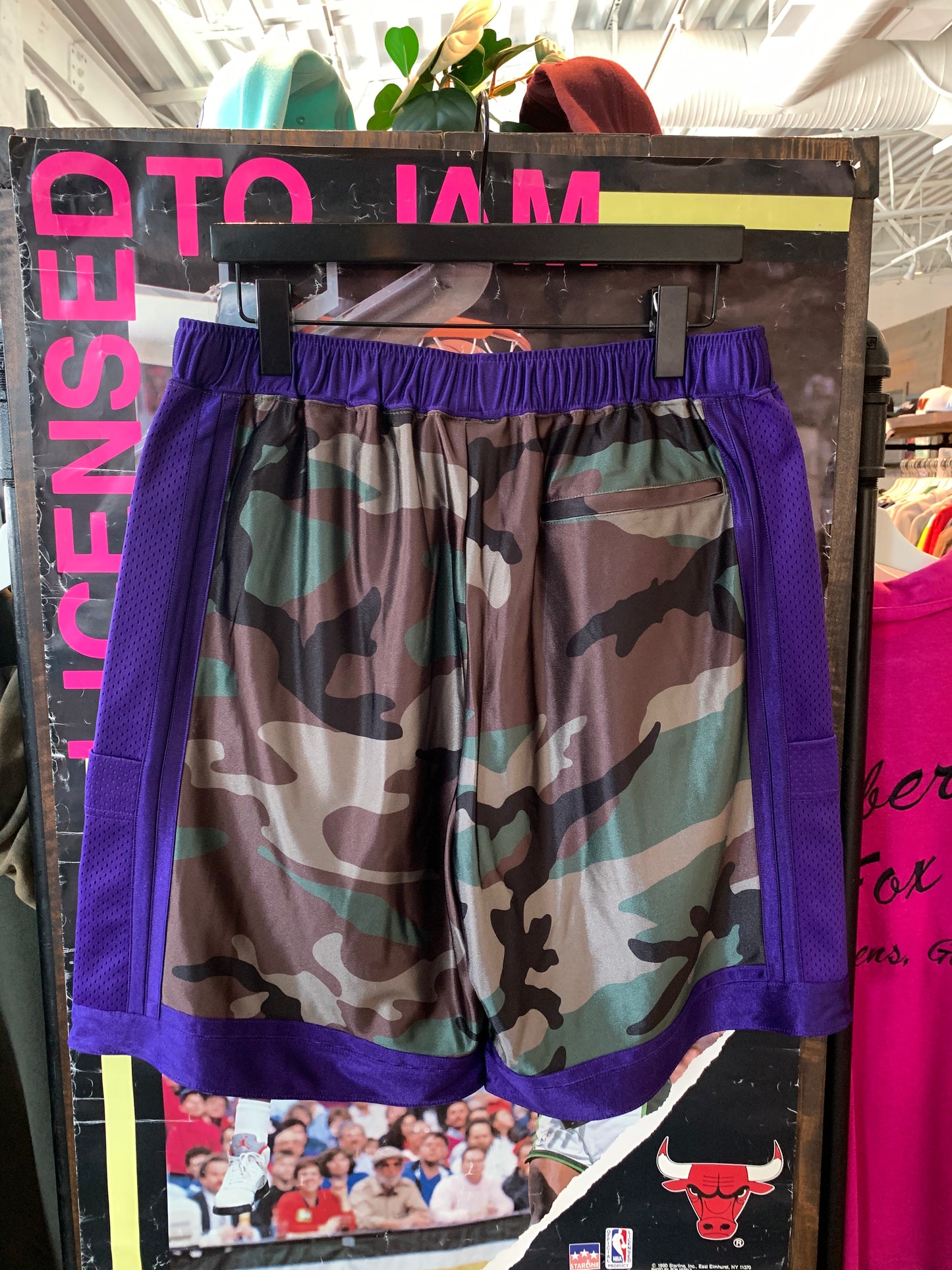 Supreme Camo Nylon Shorts (M) New