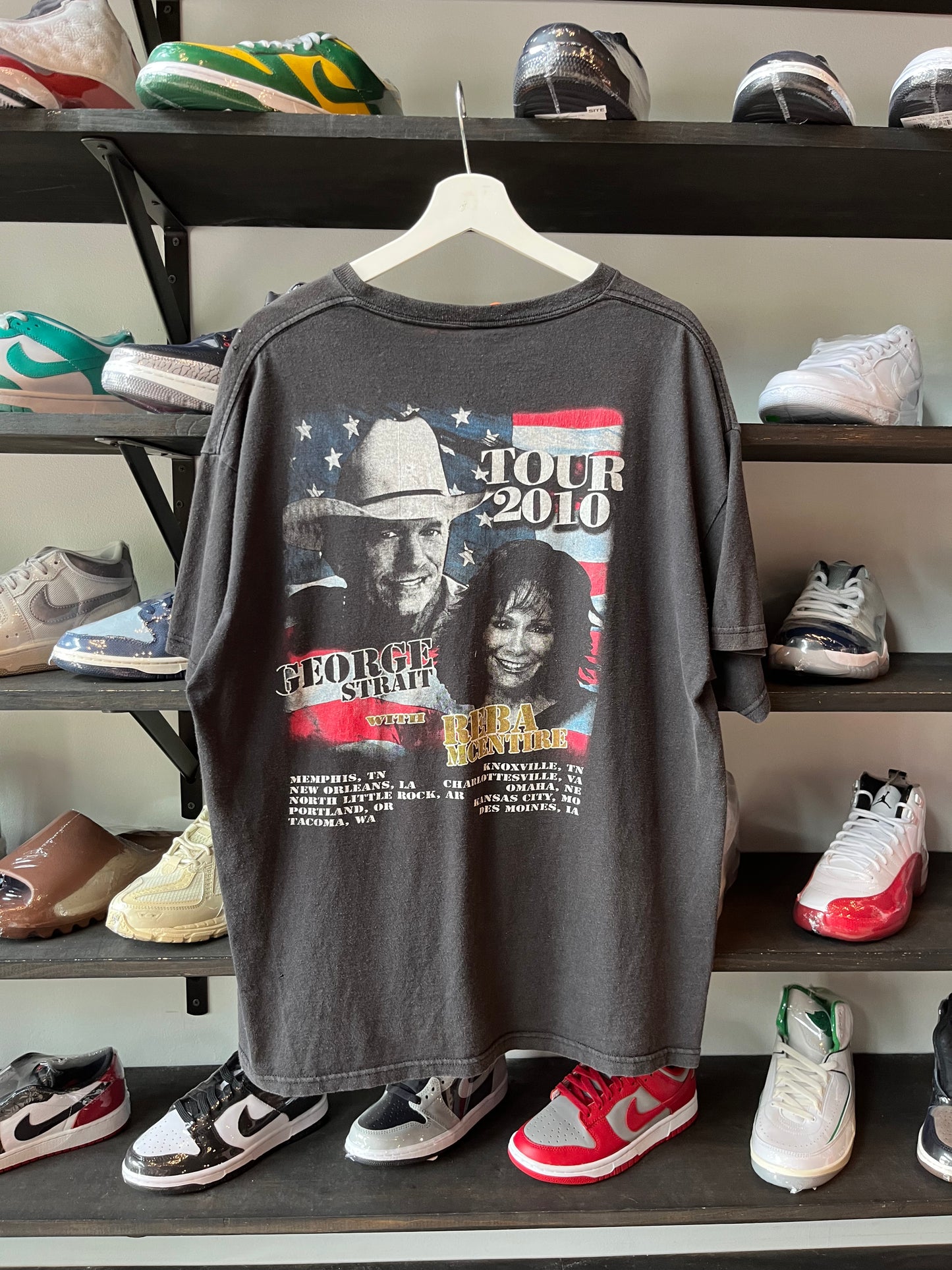 2010 George Strait & Reba Tee (XL)