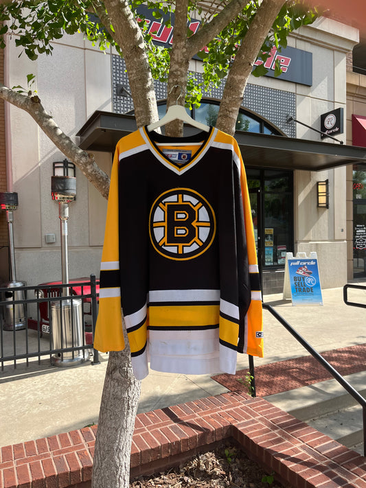 Vintage Boston Bruins CCM Jersey (2XL)