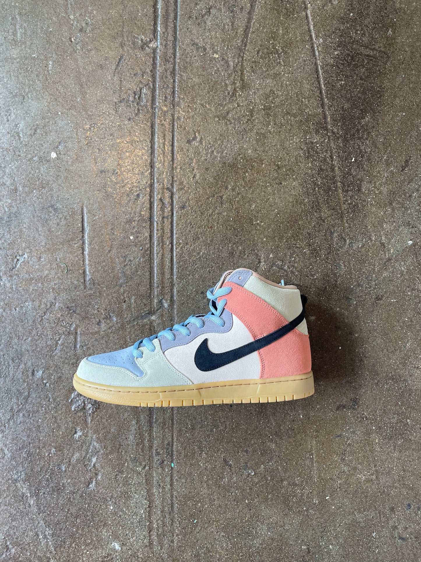 Nike SB Dunk High (11) Brand New