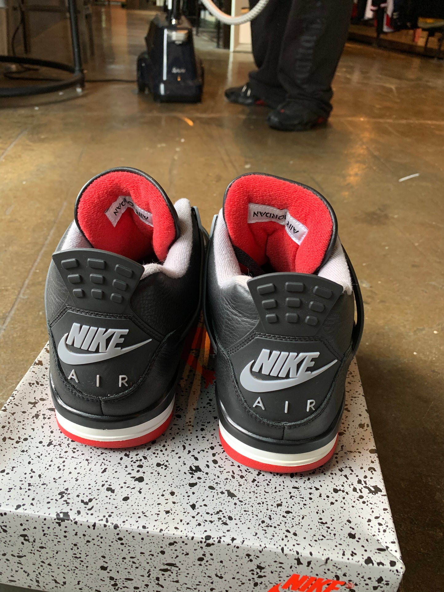 AJ4 Bred (10) Worn