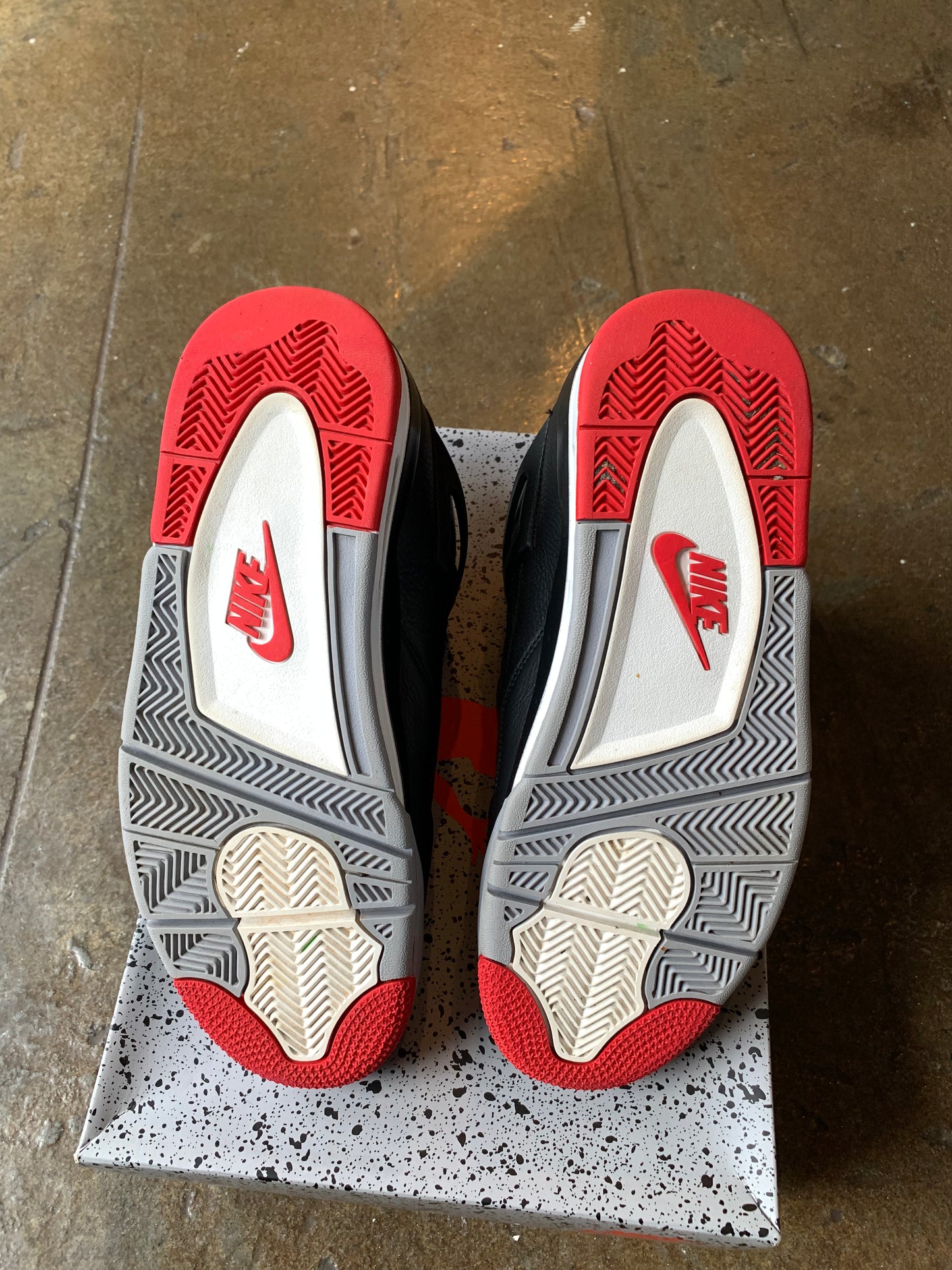 AJ4 Bred (10) Worn