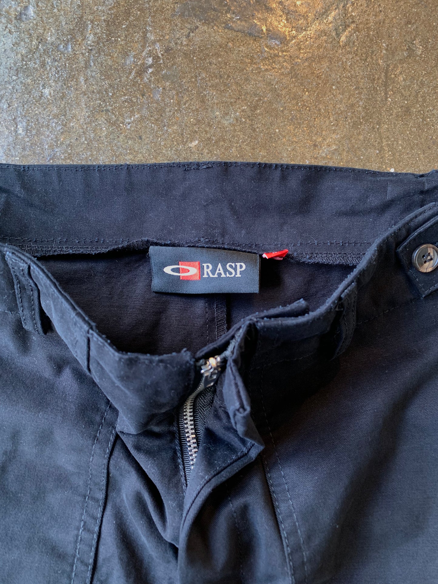 GV Gallery Raspberry Cargos (32) Lightly Worn
