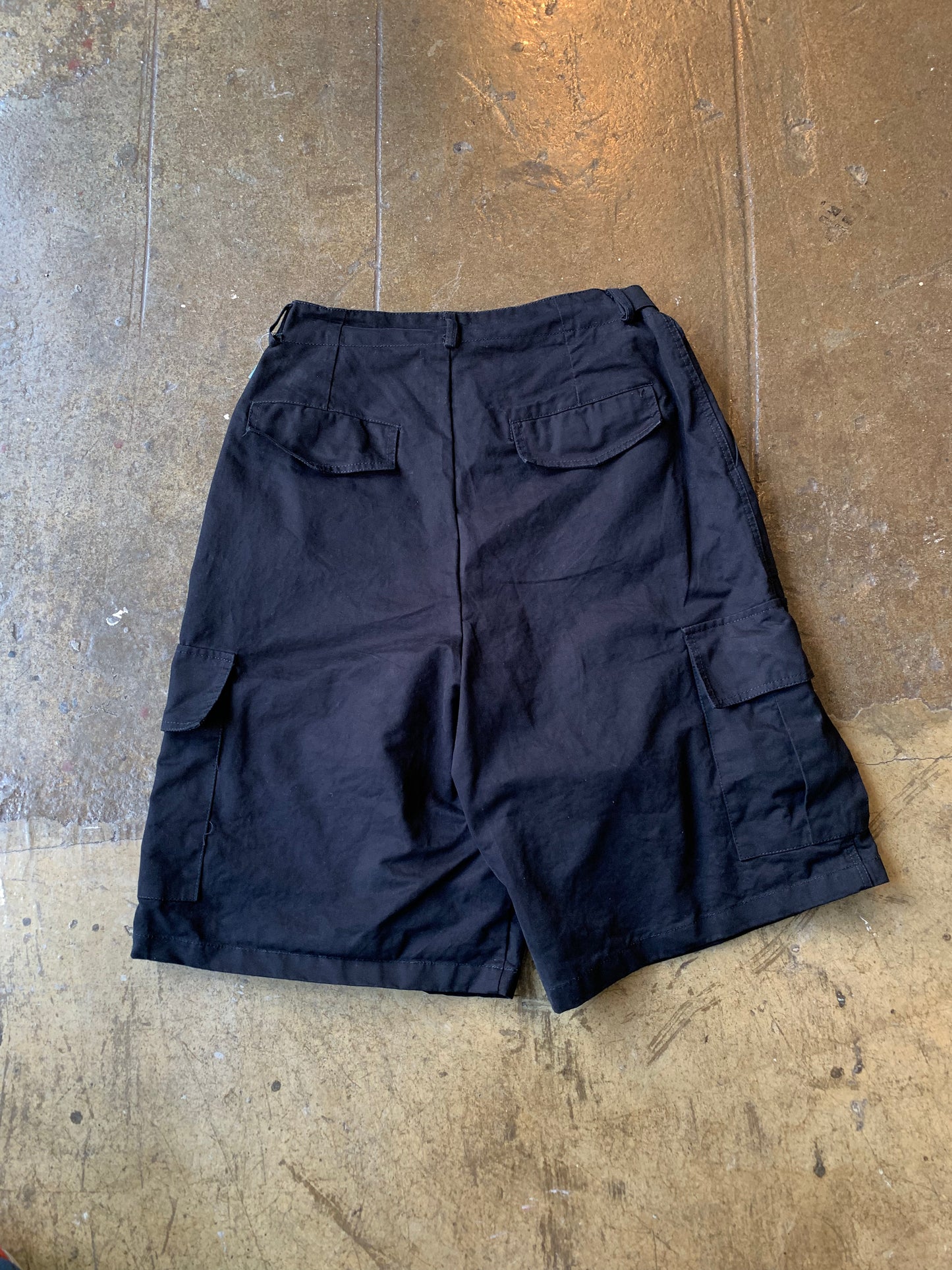 GV Gallery Raspberry Cargos (32) Lightly Worn