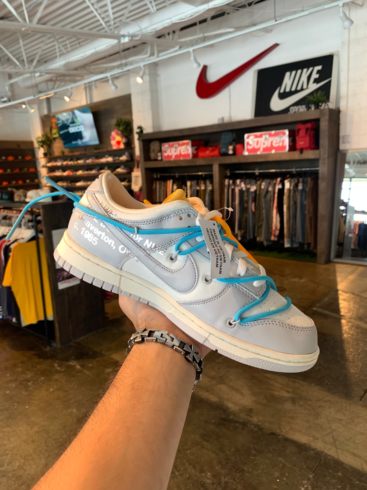 OW Dunk Low Lot 2 (8.5) DS