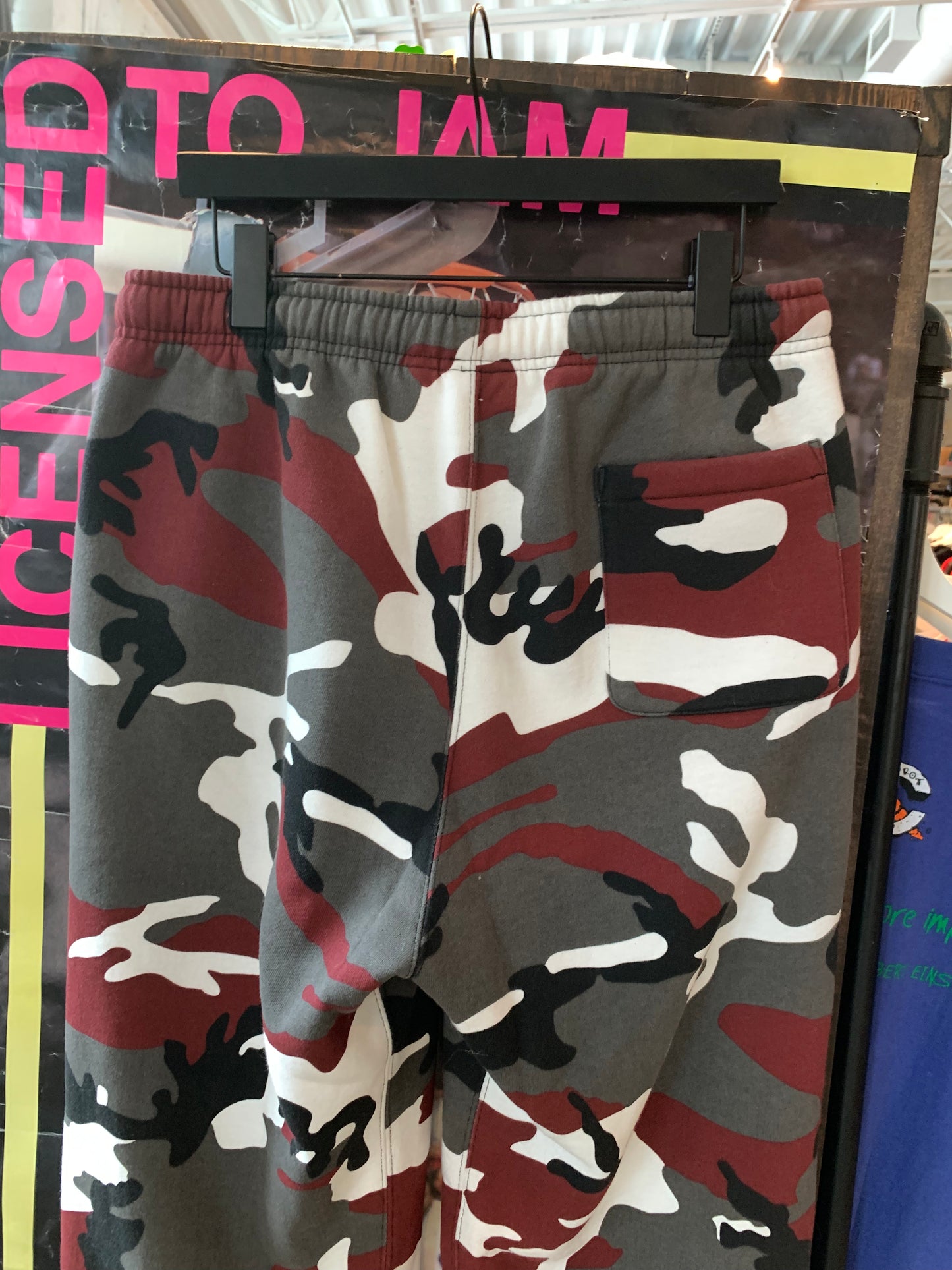 Supreme Camo Sweatpants (M) Worn