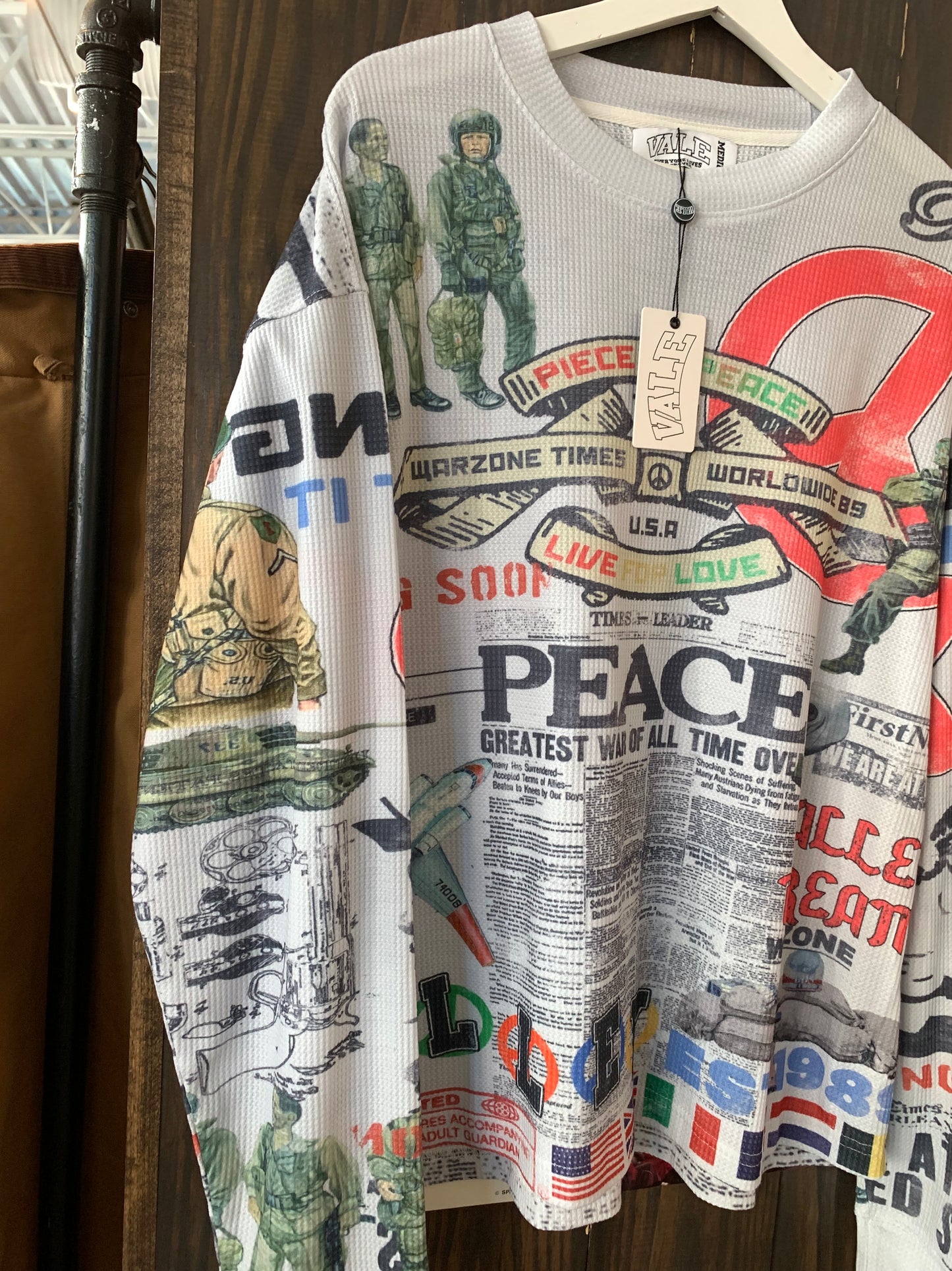 Vale AOP Peace Thermal LS (M) New