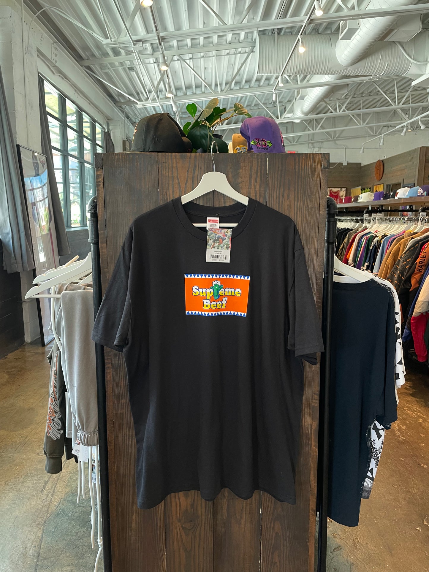Supreme Beef tee (XL) Brand New