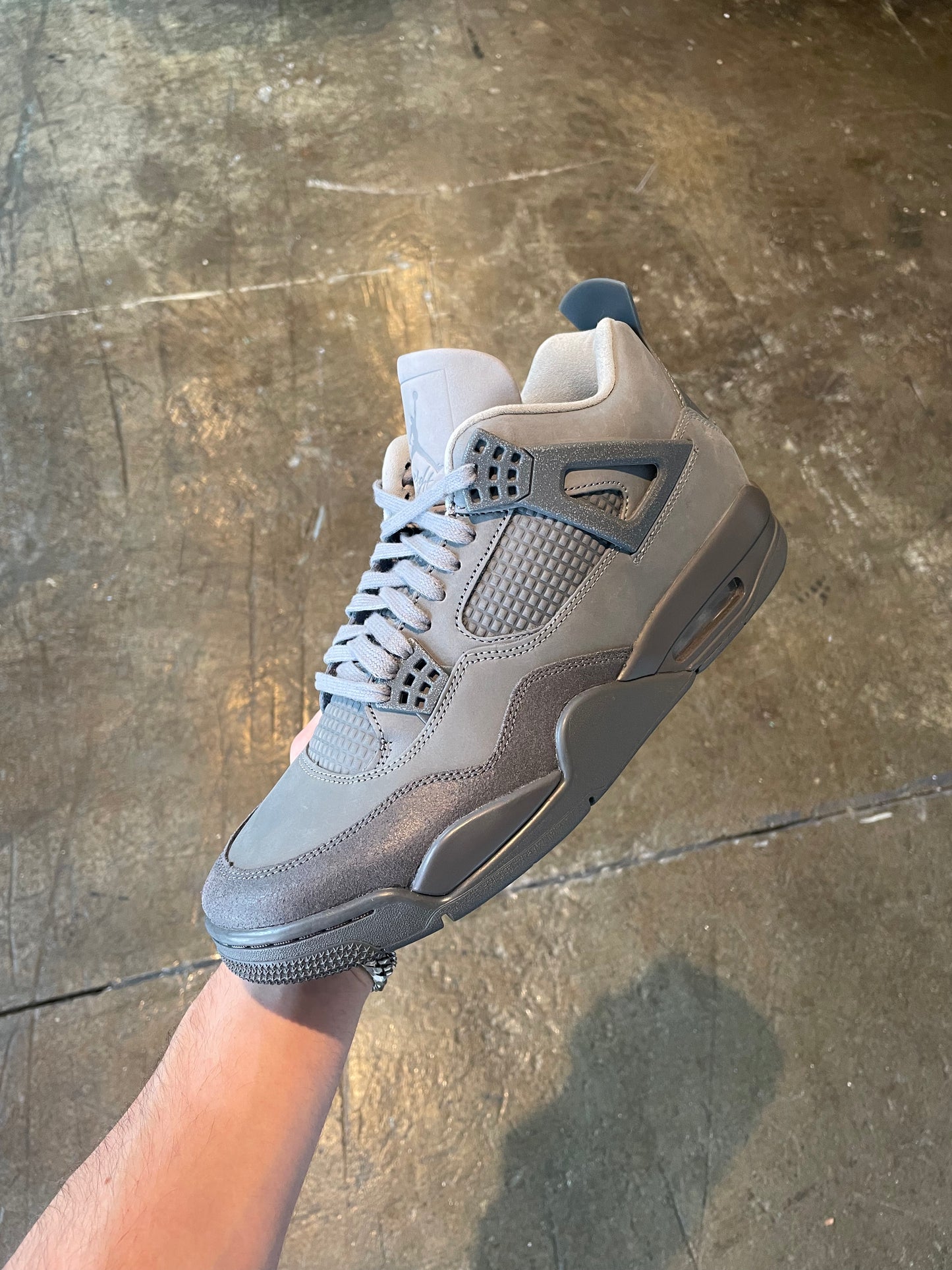 AJ4 Wet Cement (10.5)