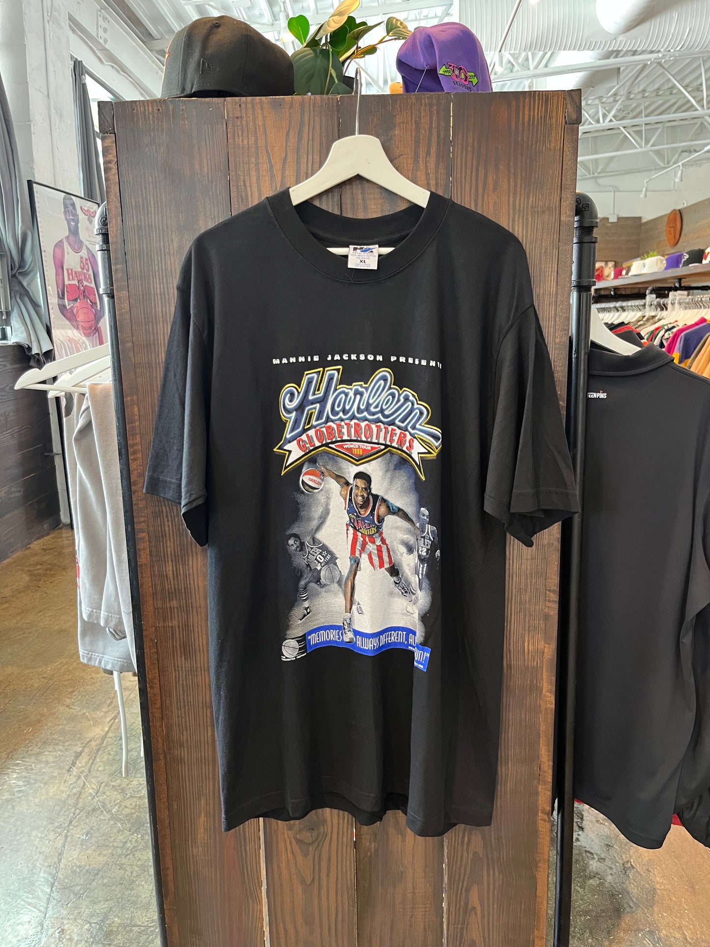 Vintage Harlem Globetrotters Tee (XL)