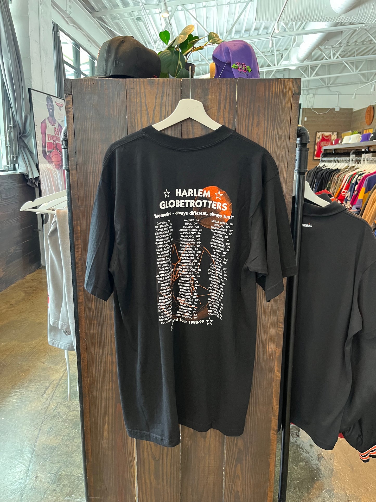 Vintage Harlem Globetrotters Tee (XL)