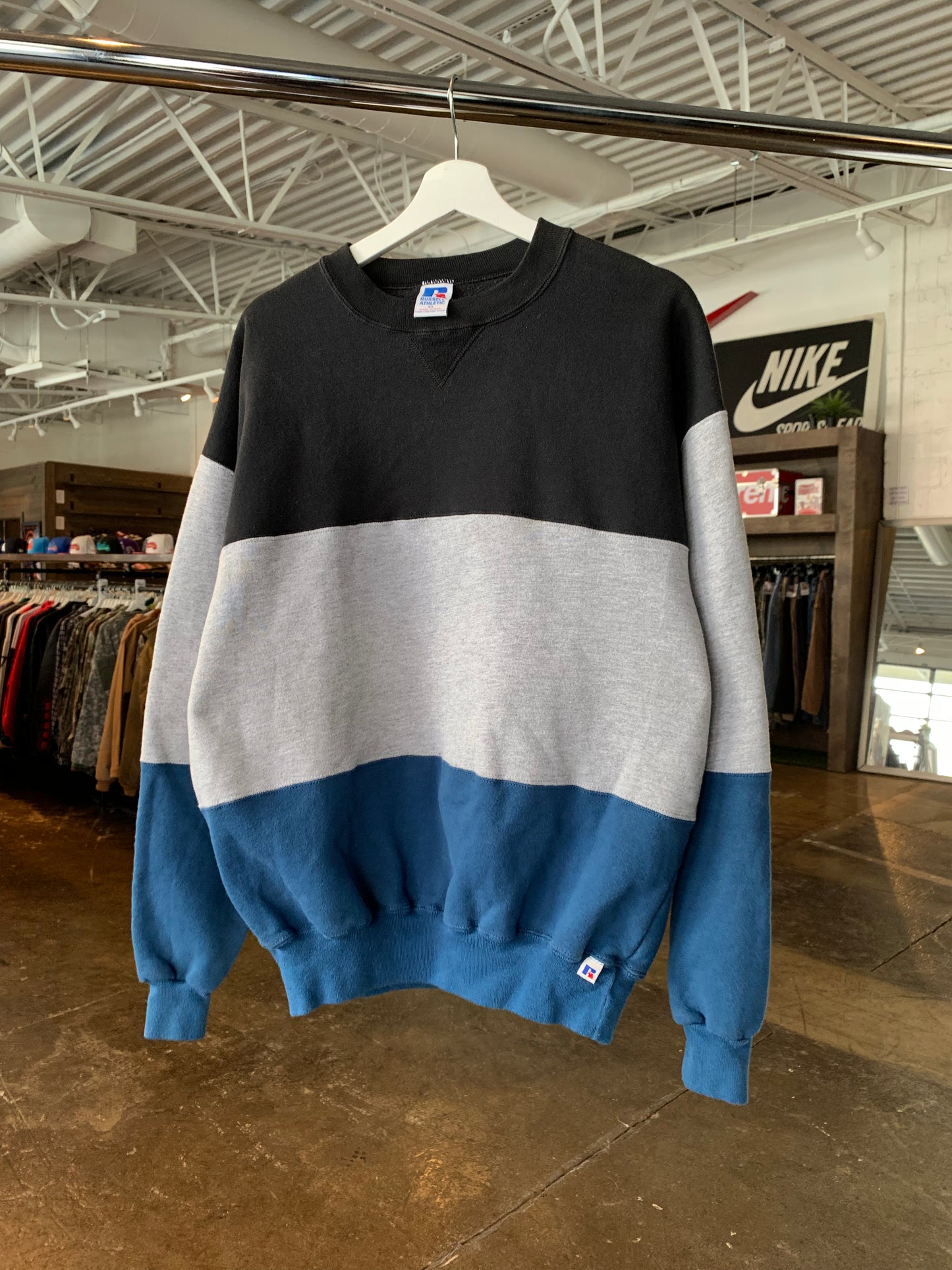 Vtg Russell Crewneck (XL)