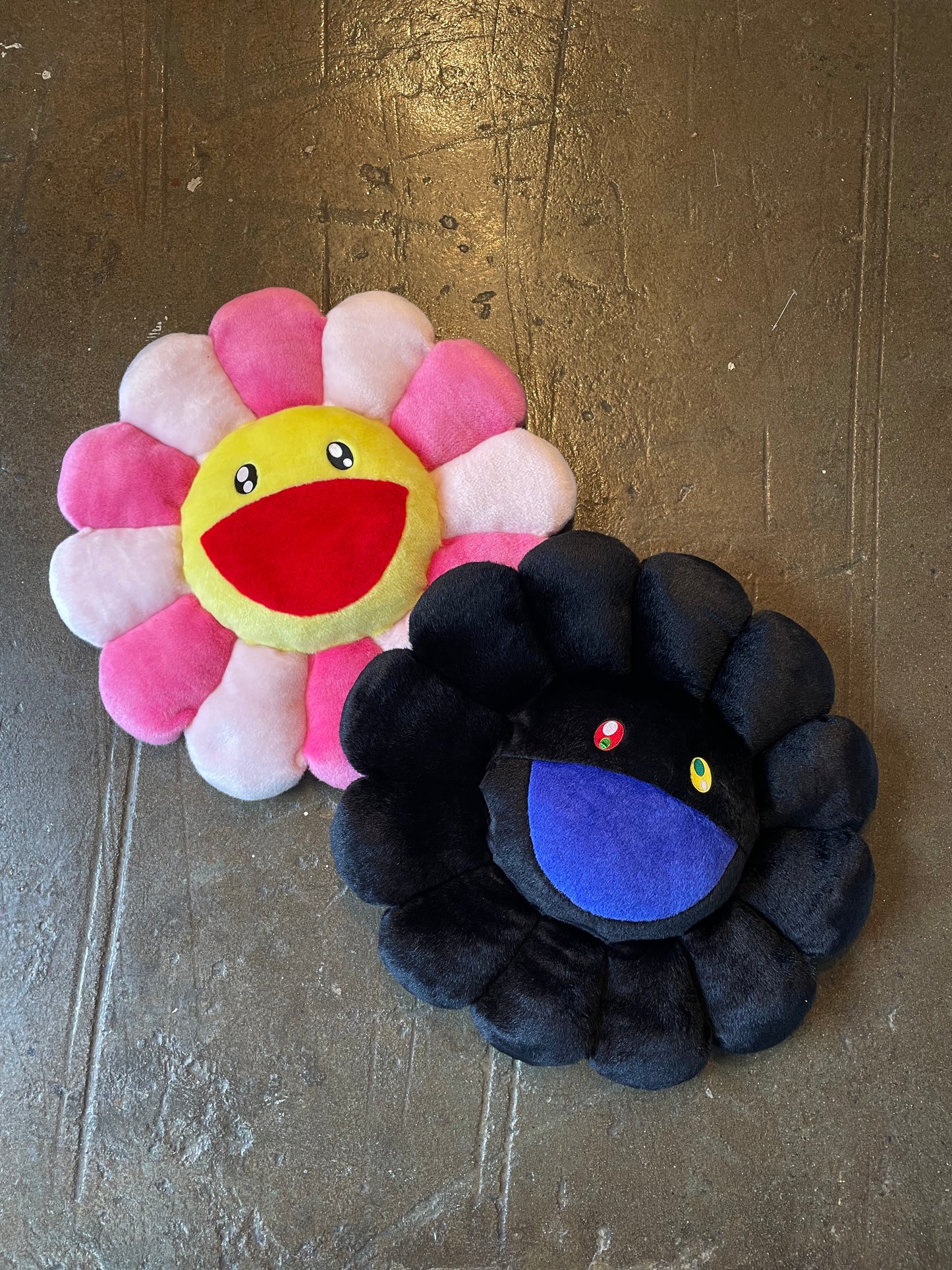 Takashi Murakami Pillow Pink 60cm