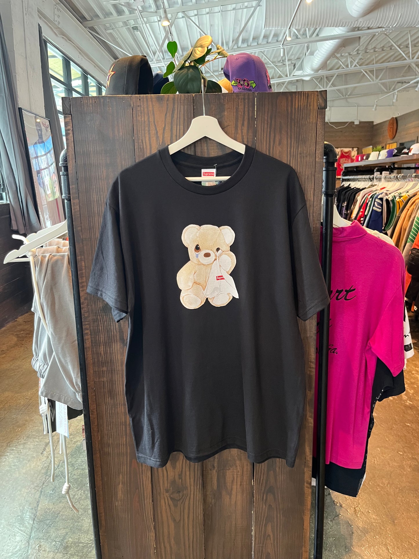 Supreme Bear Tee (L)