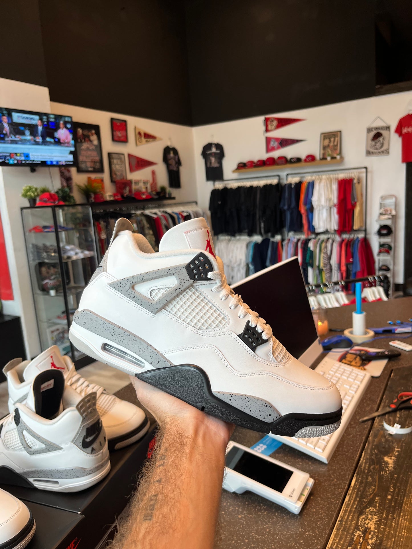 AJ4 White Cement (12)