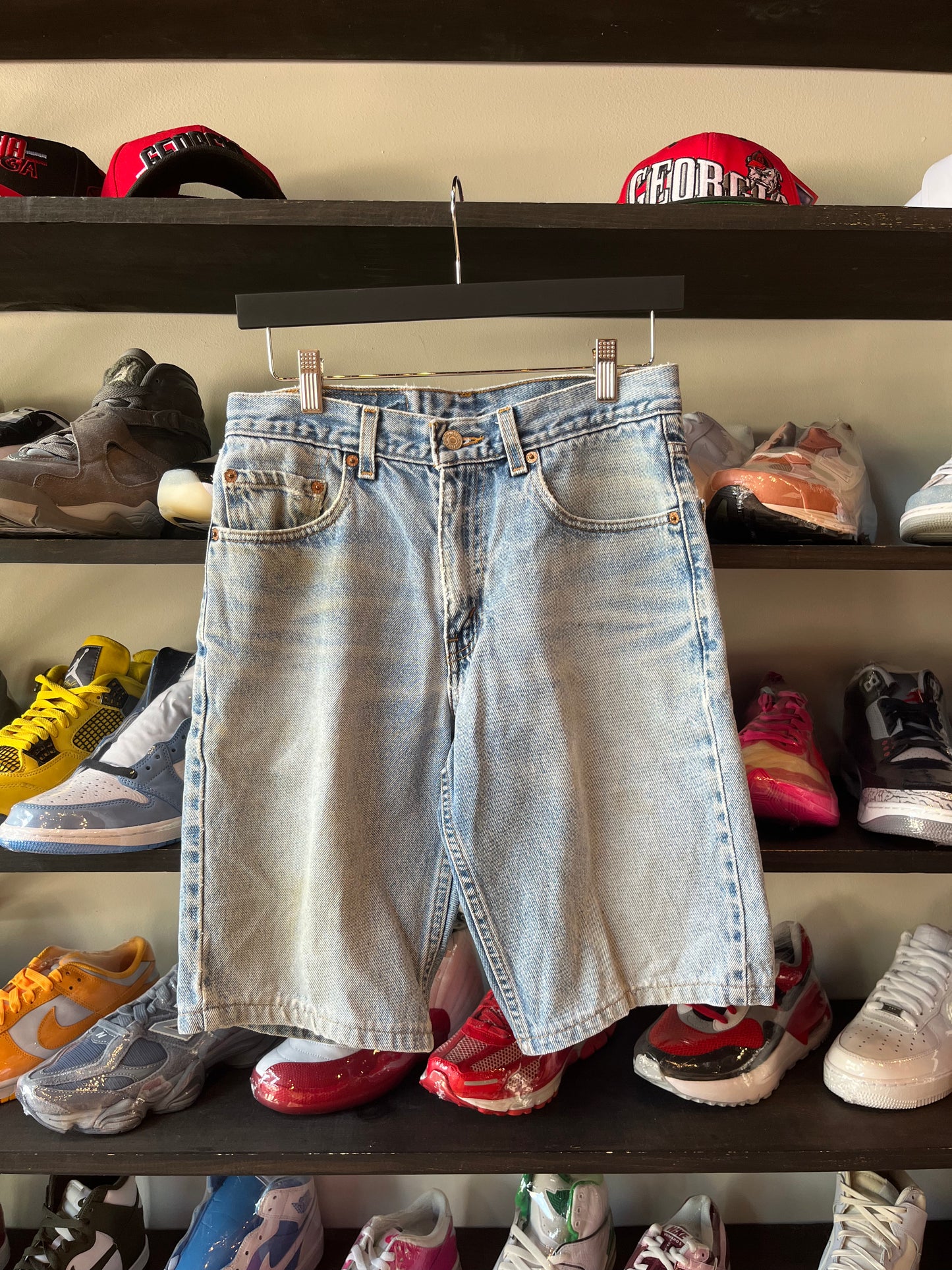Vintage Levi’s Denim Shorts (29