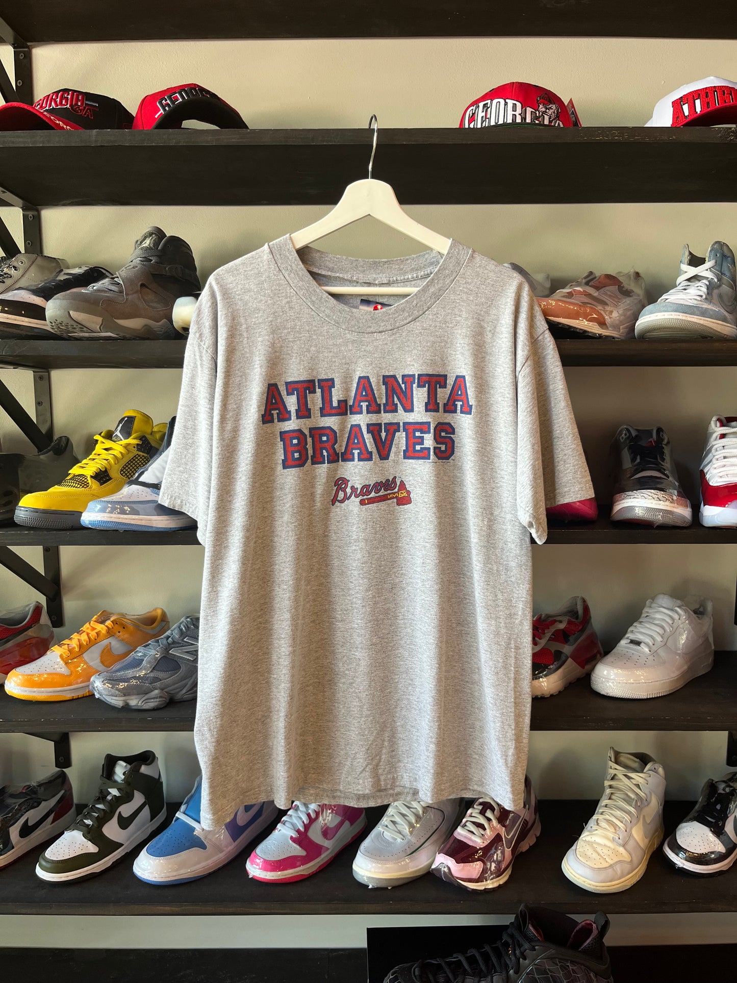Vintage Braves Spellout Tee (XL)
