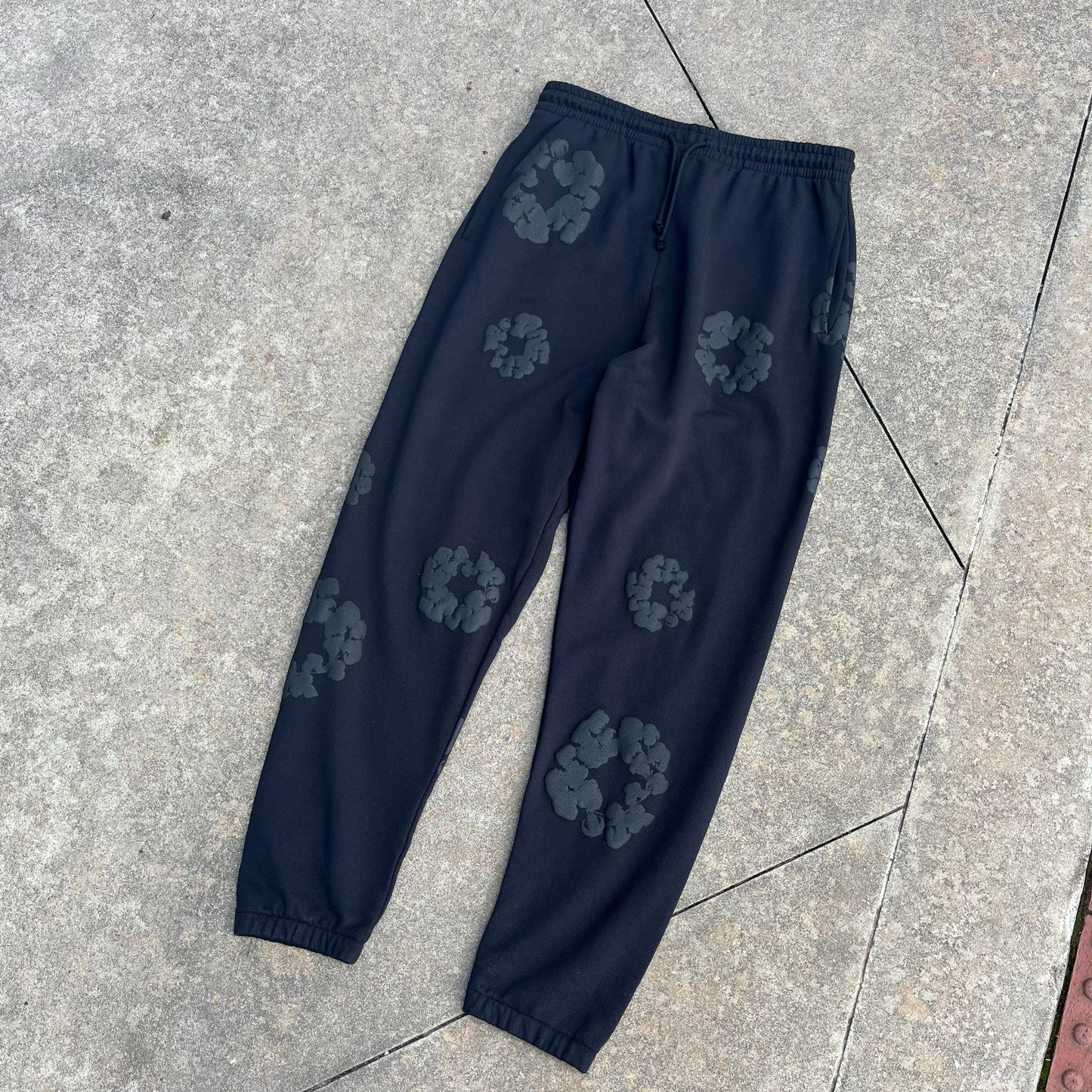 Denim Tears Black Monochrome Sweatpants (XL)