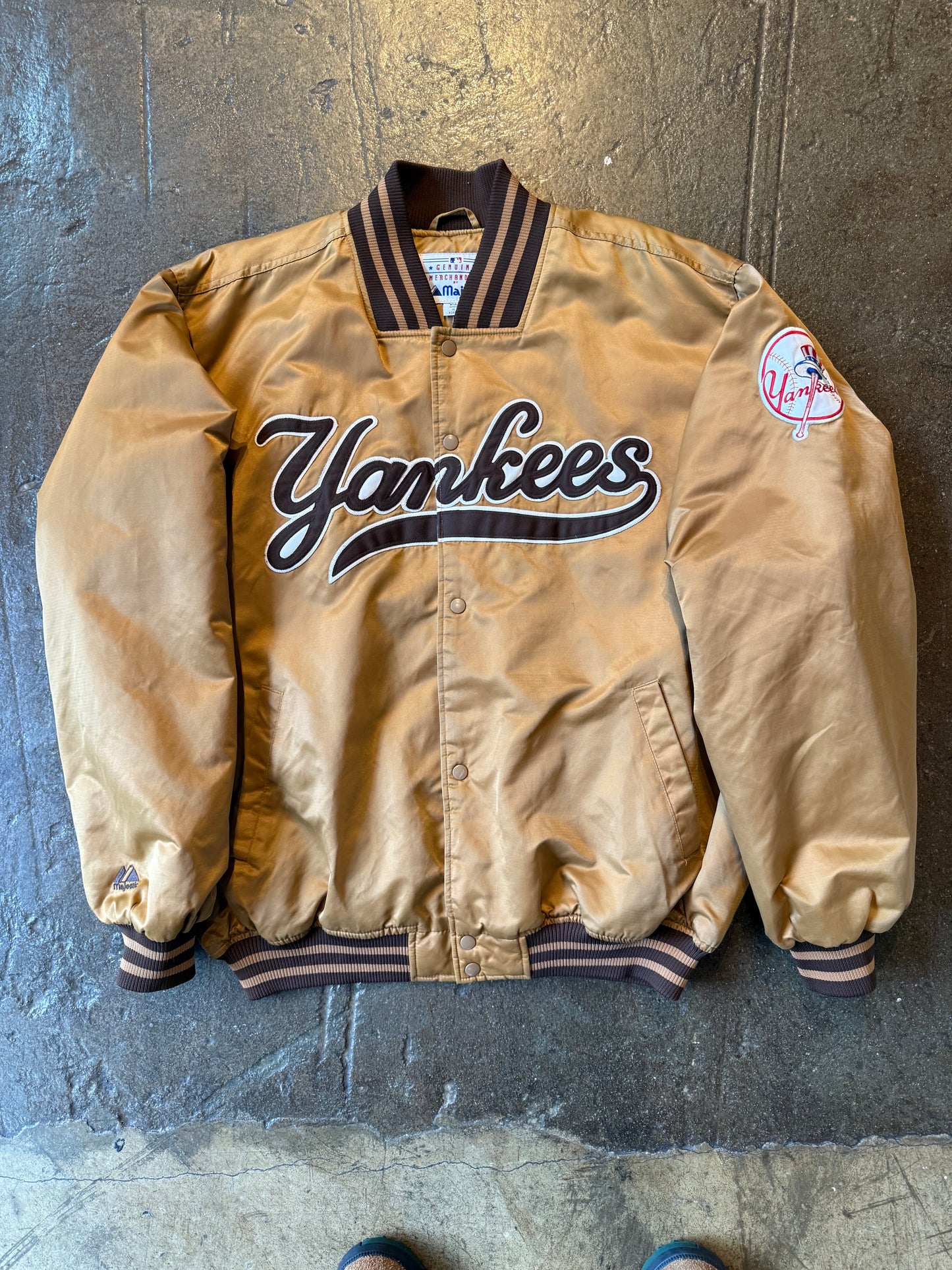 Vtg Yankees Majestic Satin Bomber (XXL)