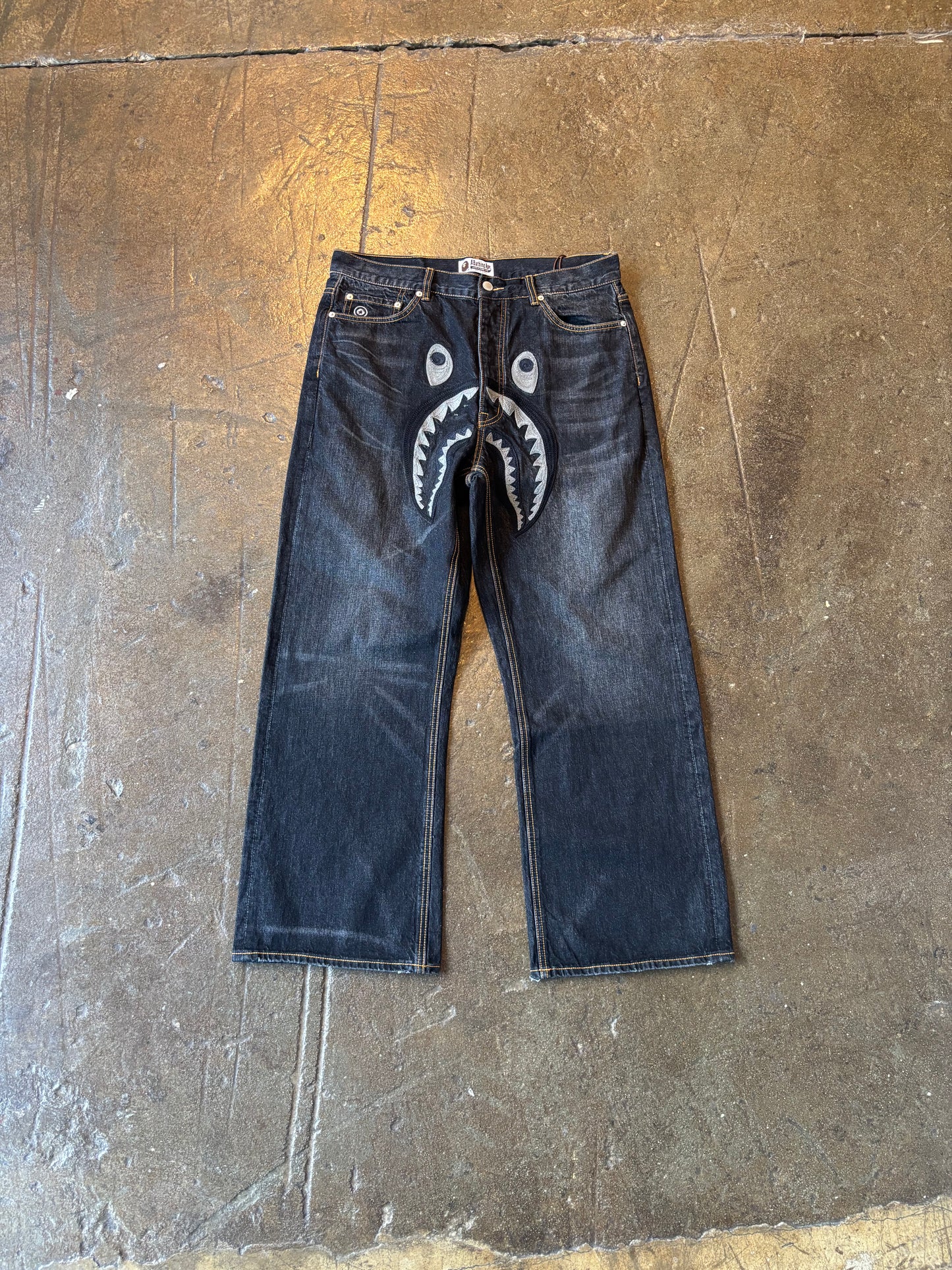 Bape jeans Shark (36) brand new