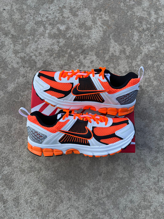 Nike Vomero 5 Total Orange (7Y)