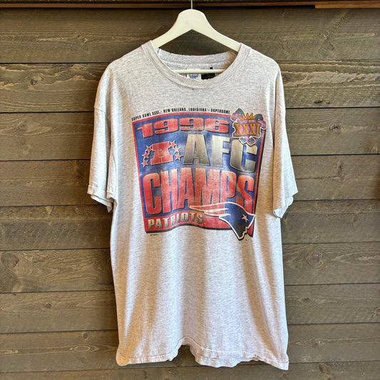 Vintage Patriots Tee (XL)