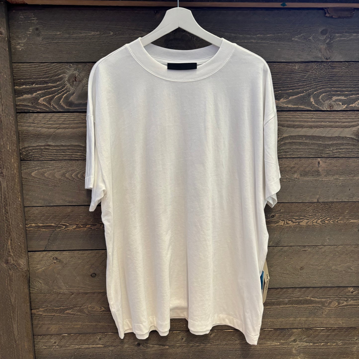 BNWT Essentials Tee (L)