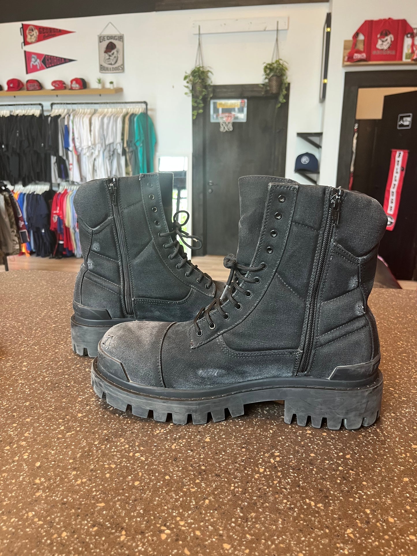 Balenciaga Strike Boot (45)