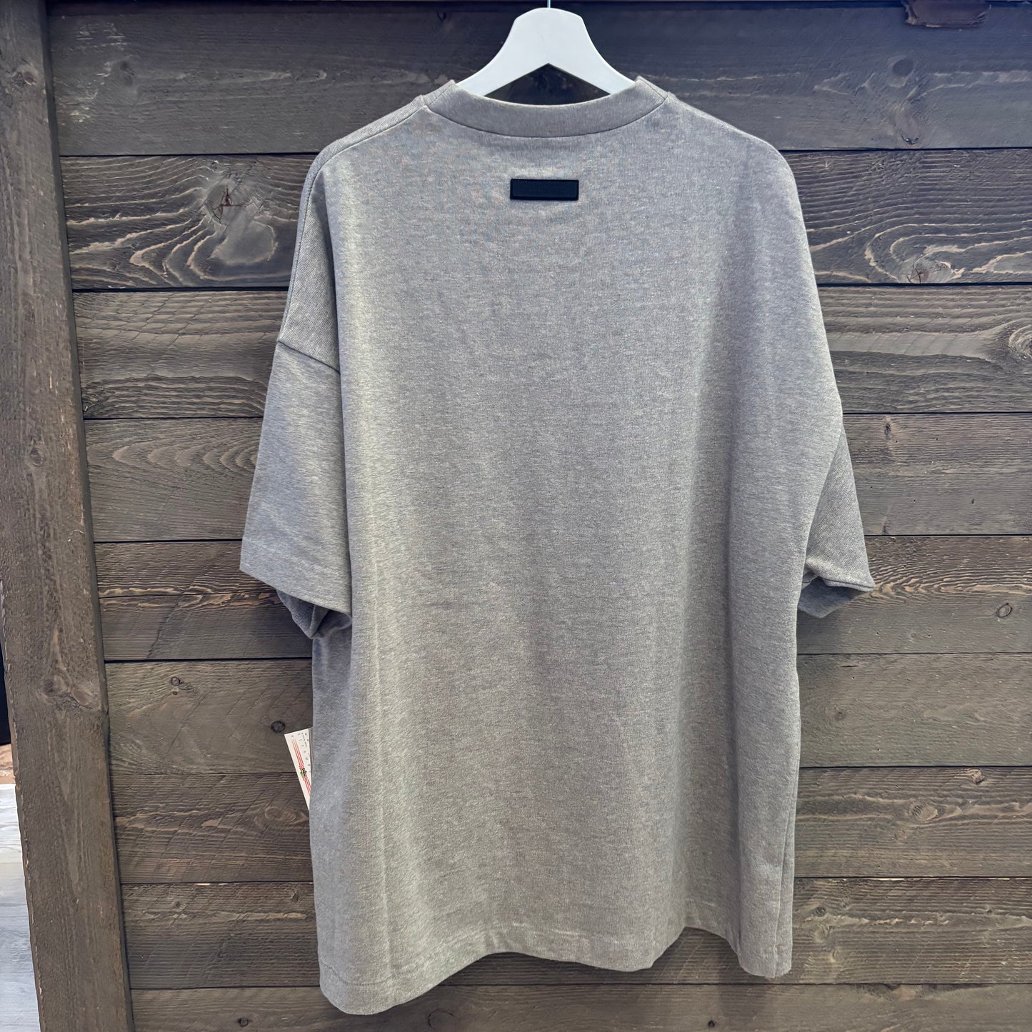 BNWT Essentials Tee (M)