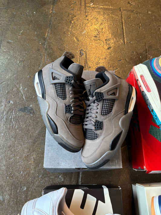 AJ4 Cave Stone (9) worn