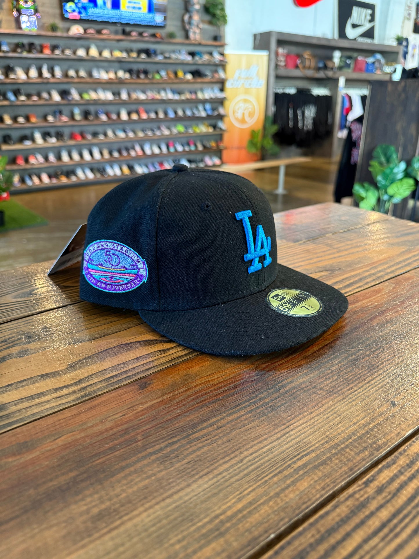 New Era Dodgers Fitted (7 1/8)