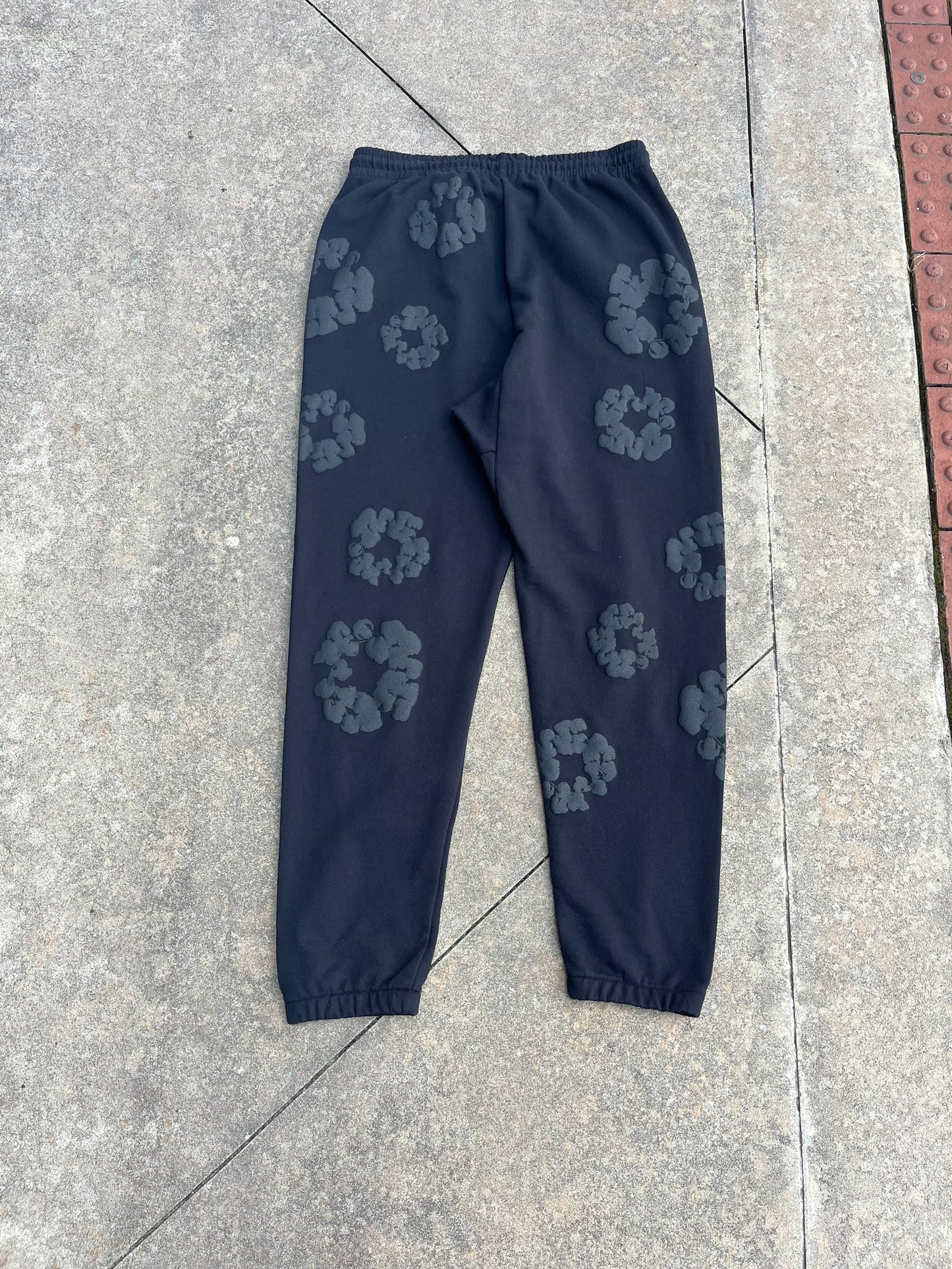 Denim Tears Black Monochrome Sweatpants (XL)