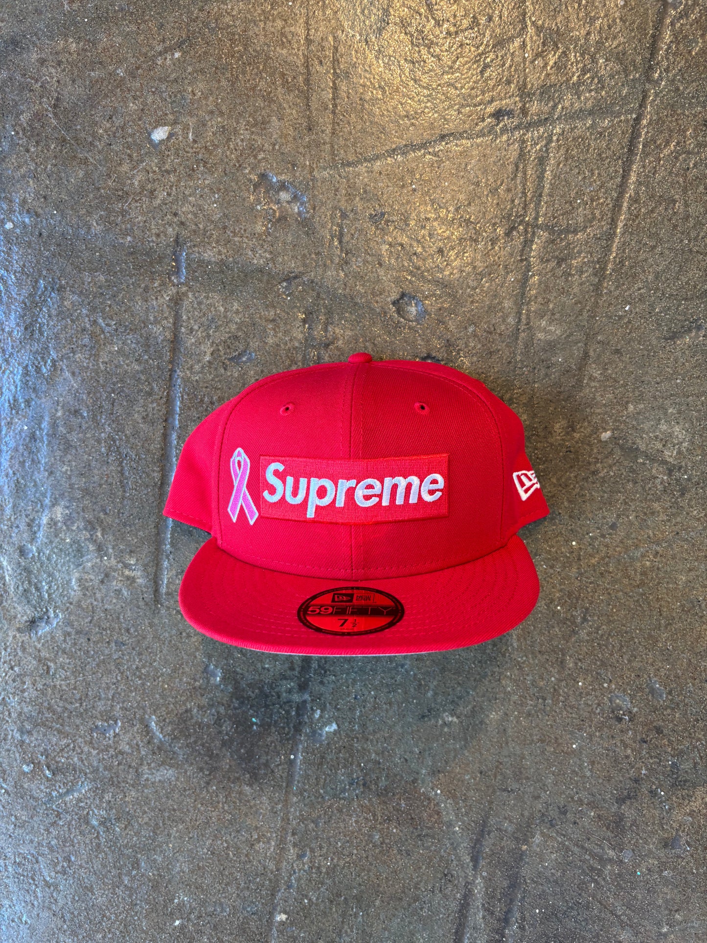 Supreme Fitted Hat (7 1/2) DS
