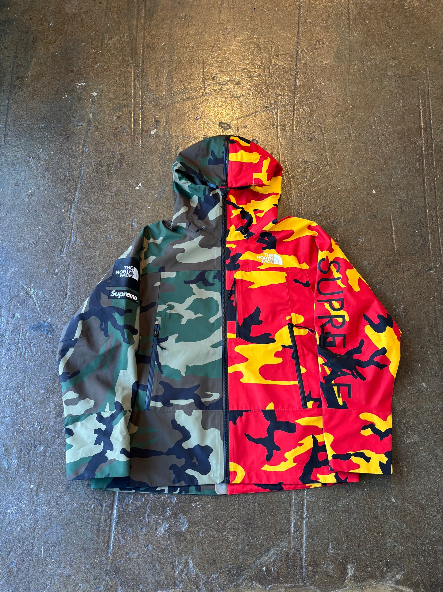 Supreme Split Gortex Jacket (M) Brand New