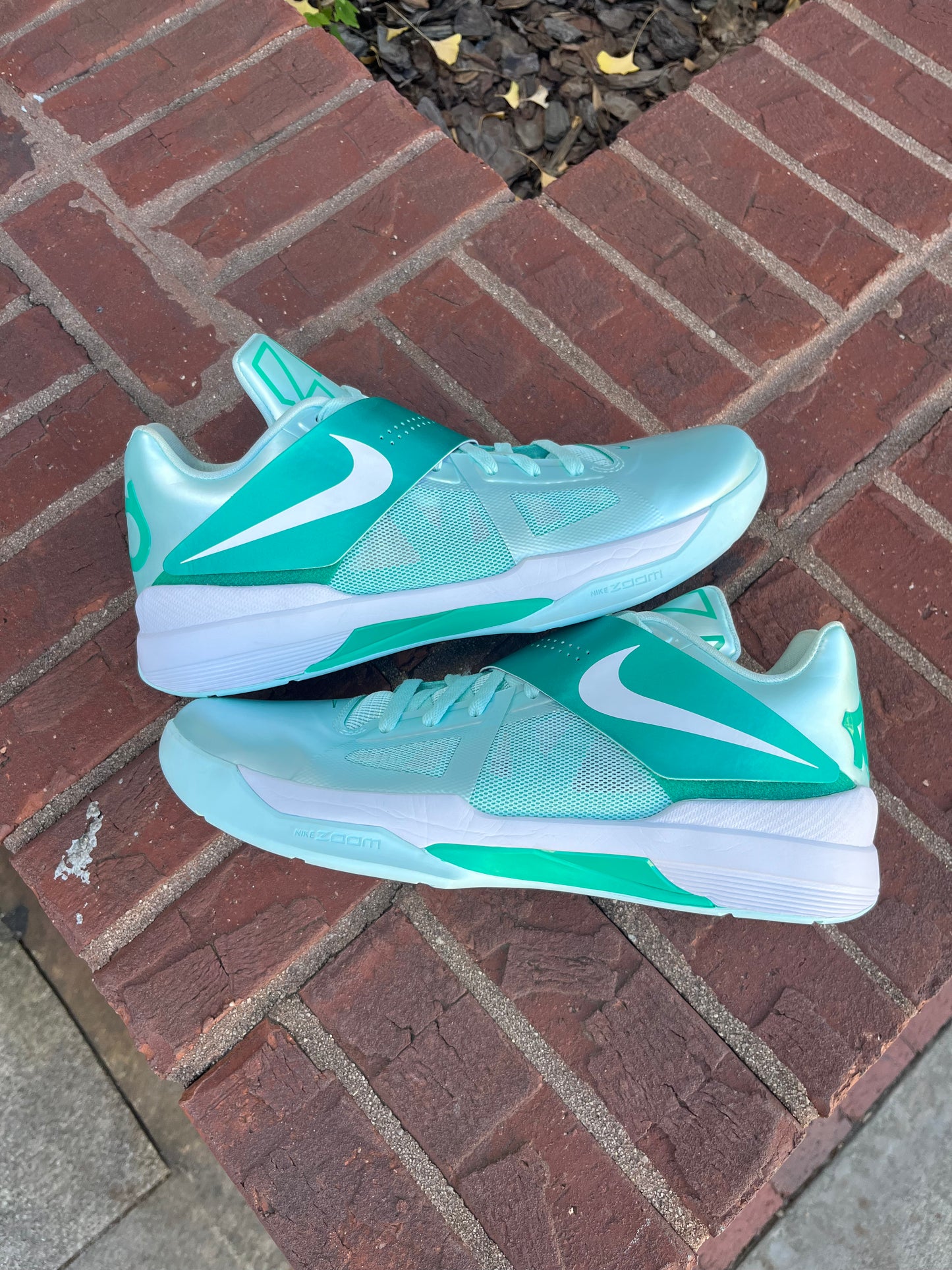 Nike KD4 Easter (11)