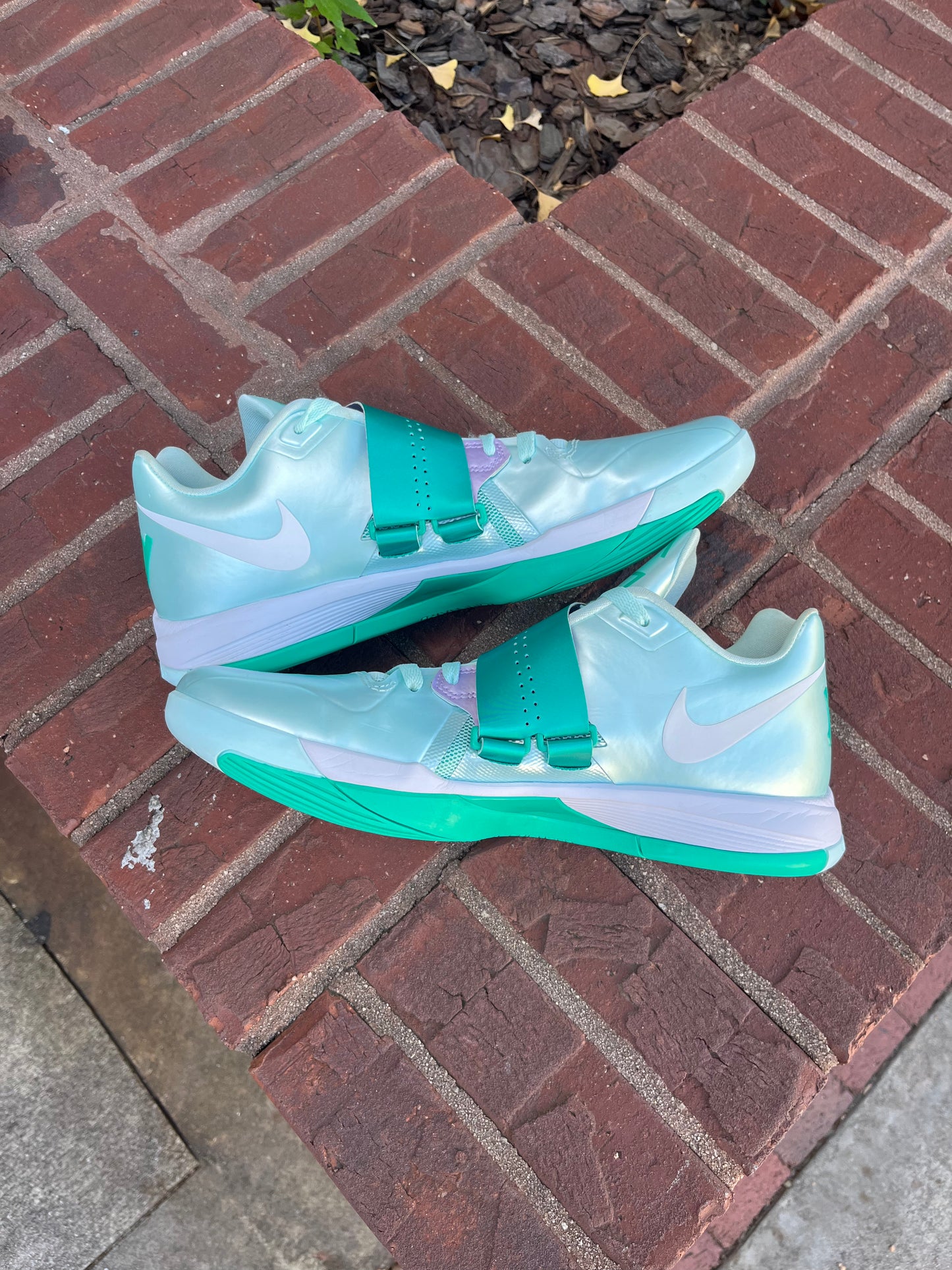Nike KD4 Easter (11)